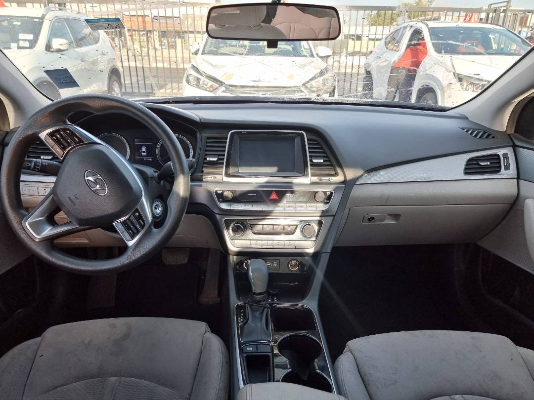 2018 HYUNDAI SONATA — 101343 Miles — Lot 43142 — Souq - Marhaba Auctions Used Cars - Image 7