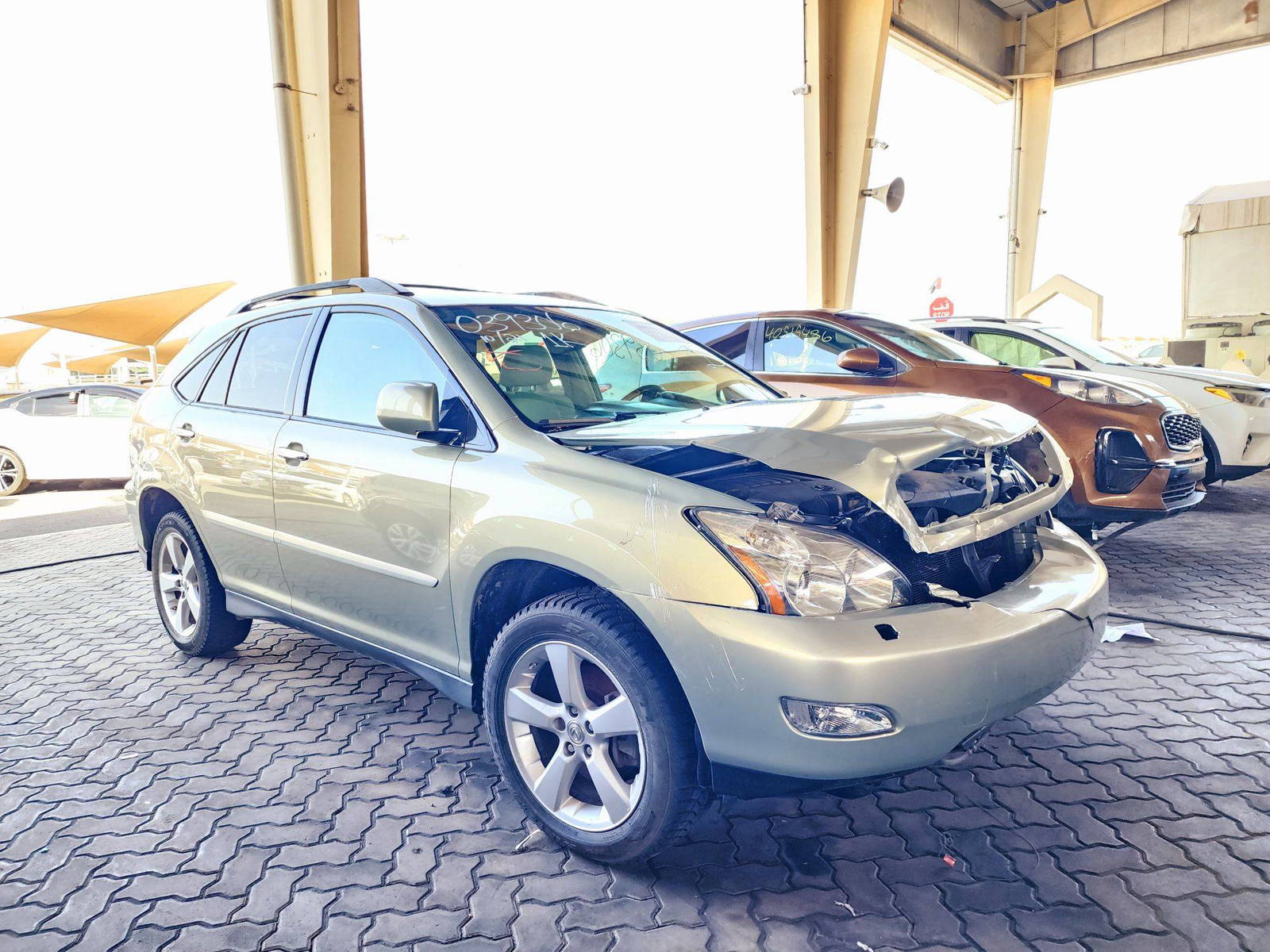 2008 LEXUS RX 350 — 178388 Miles — Lot 40059365 — Souq - Marhaba Auctions Used Cars - Image 5