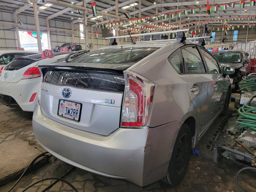2014 TOYOTA PRIUS — 193277 Miles — Lot E1767555 — Main - Marhaba Auctions Used Cars - Image 3