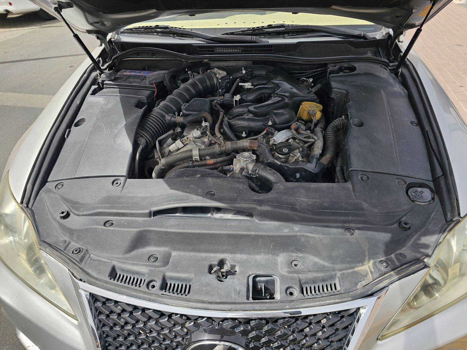 2008 LEXUS IS 250 — 169028 Miles — Lot 5085637 — Souq - Marhaba Auctions Used Cars - Image 10