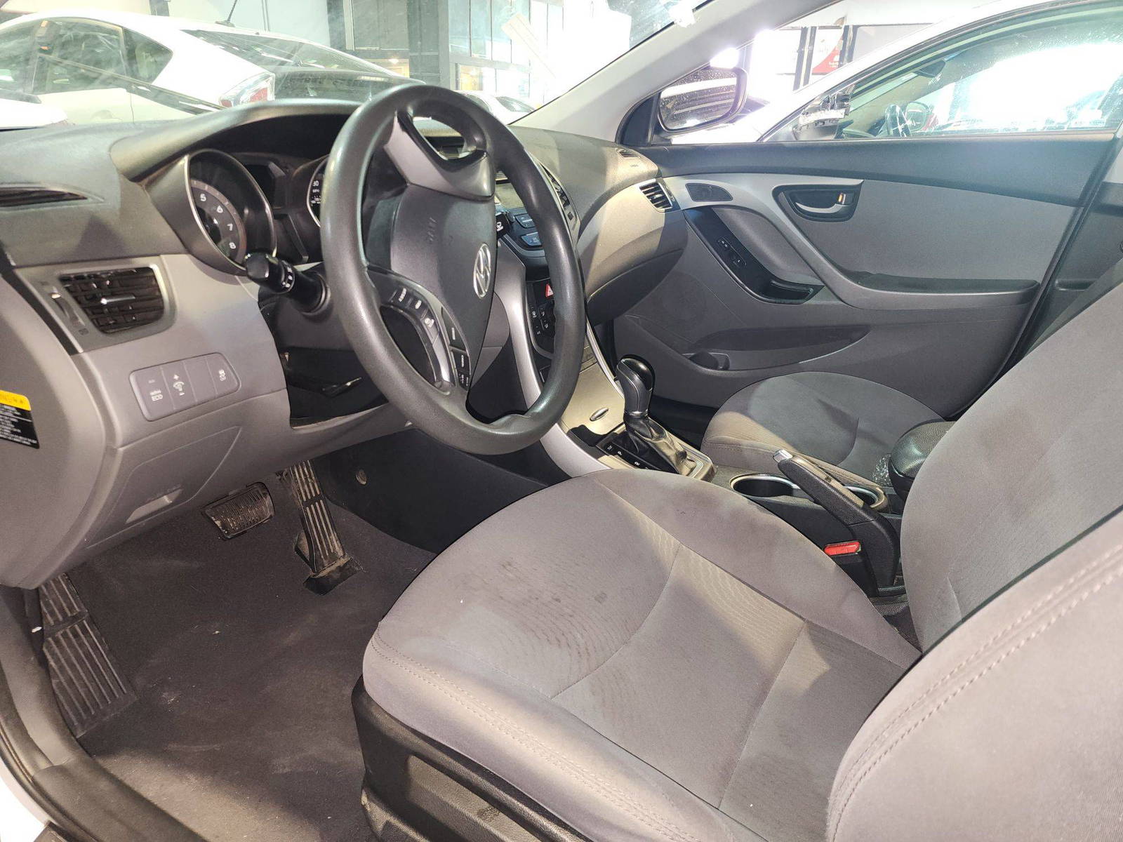 2015 HYUNDAI ELANTRA — 142211 Miles — Lot 80720685 — Al Quoz - Marhaba Auctions Used Cars - Image 9
