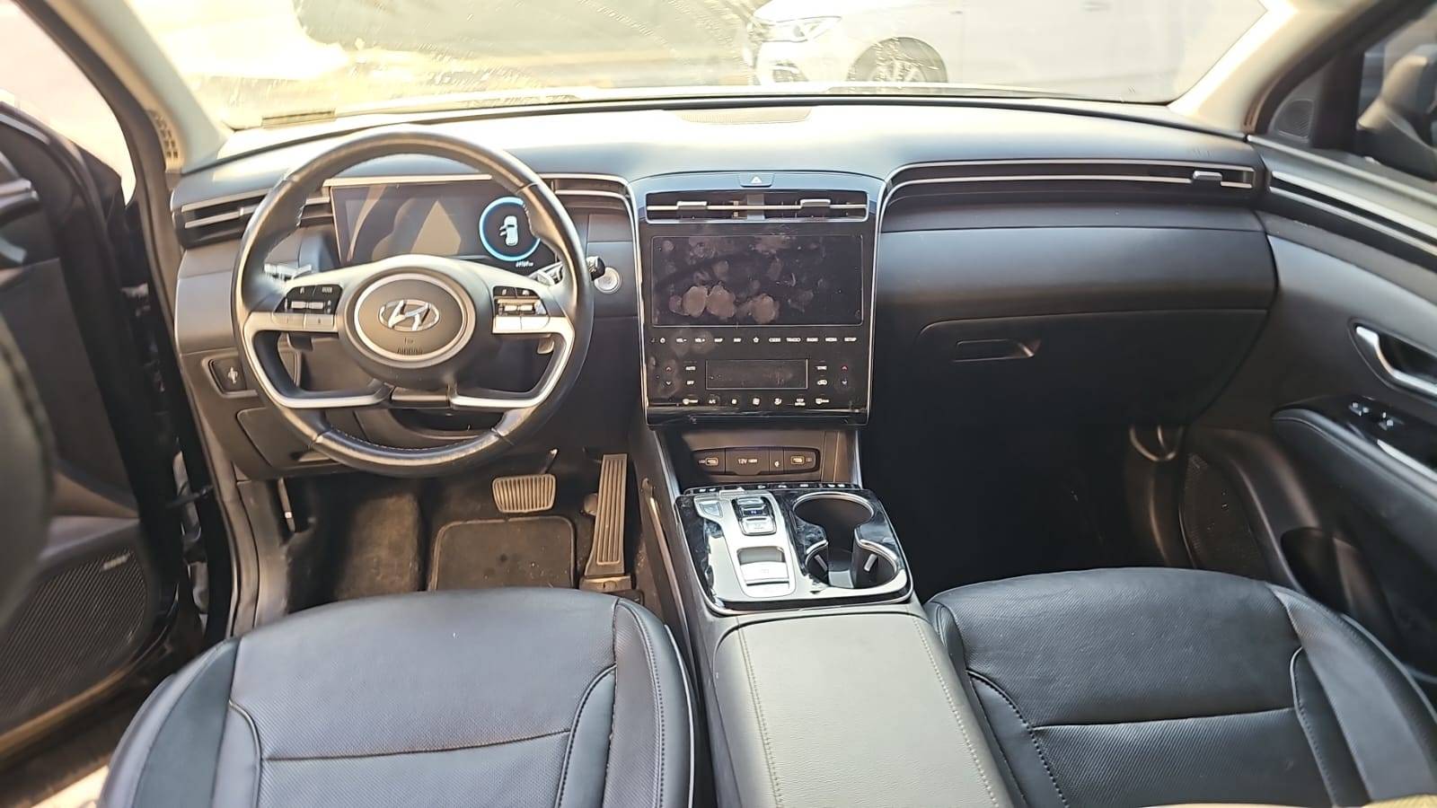 2023 HYUNDAI TUCSON — 61769 KM — Lot E0PH228737 — Souq - Marhaba Auctions Used Cars - Image 8