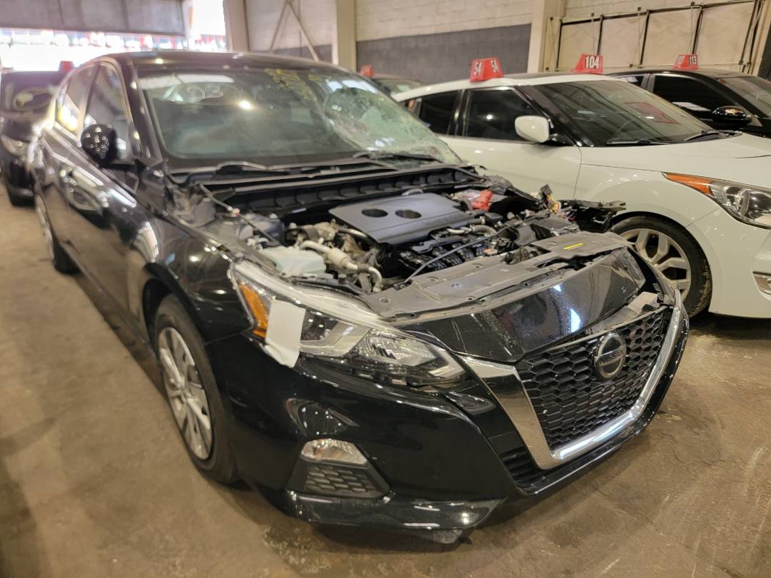 2020 NISSAN ALTIMA — 47588 Miles — Lot 253318 — Main - Marhaba Auctions Used Cars - Image 4
