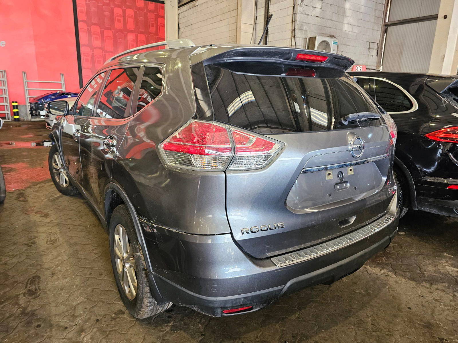 2016 NISSAN ROGUE — 124905 Miles — Lot 2MV6GP612203 — Main - Marhaba Auctions Used Cars - Image 4