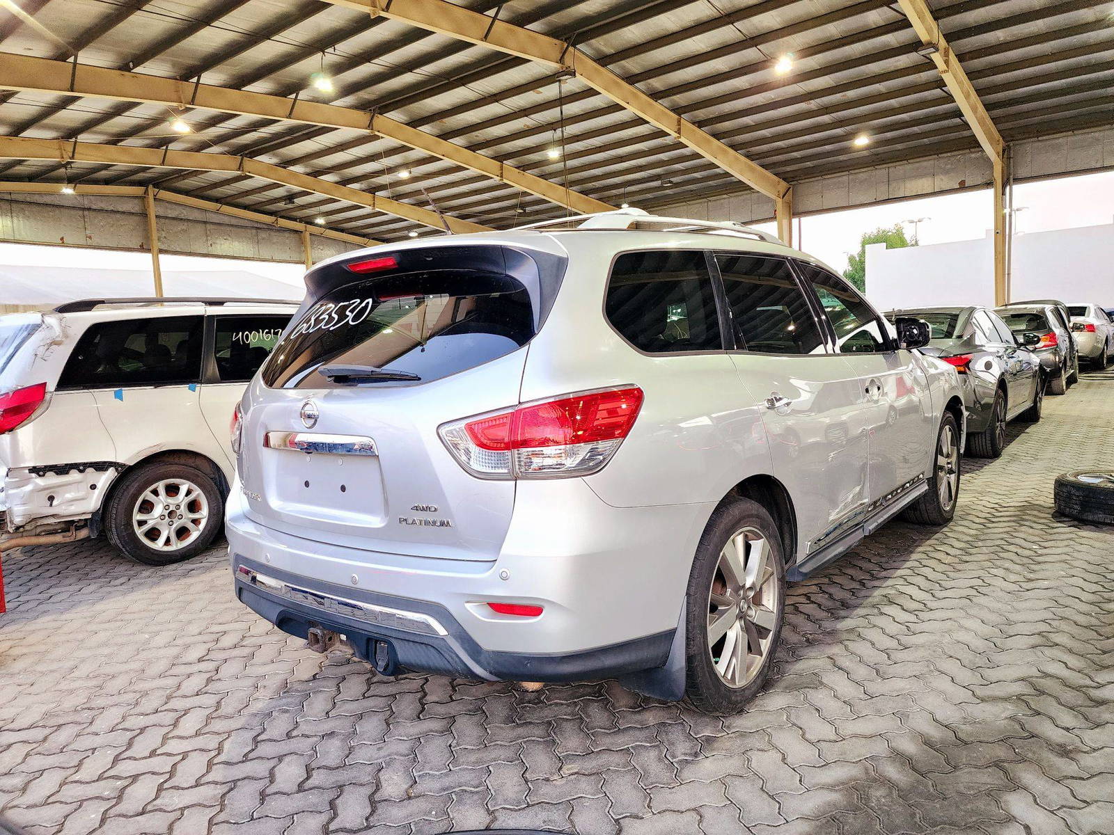 2014 NISSAN PATHFINDER — 166116 Miles — Lot 73159934 — Souq - Marhaba Auctions Used Cars - Image 3