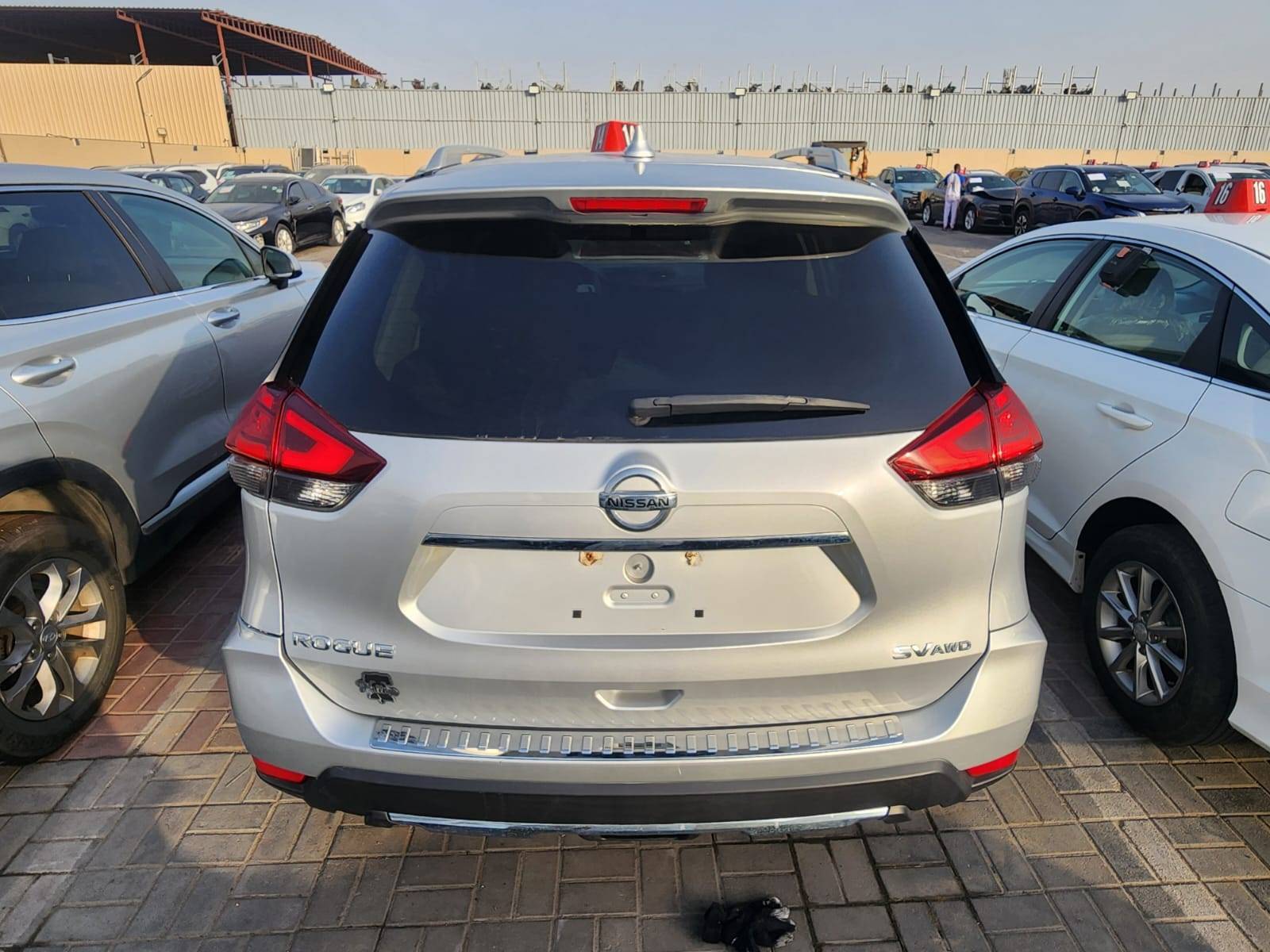 NISSAN ROGUE 2017 - Marhaba Auction Used Cars - Image 8