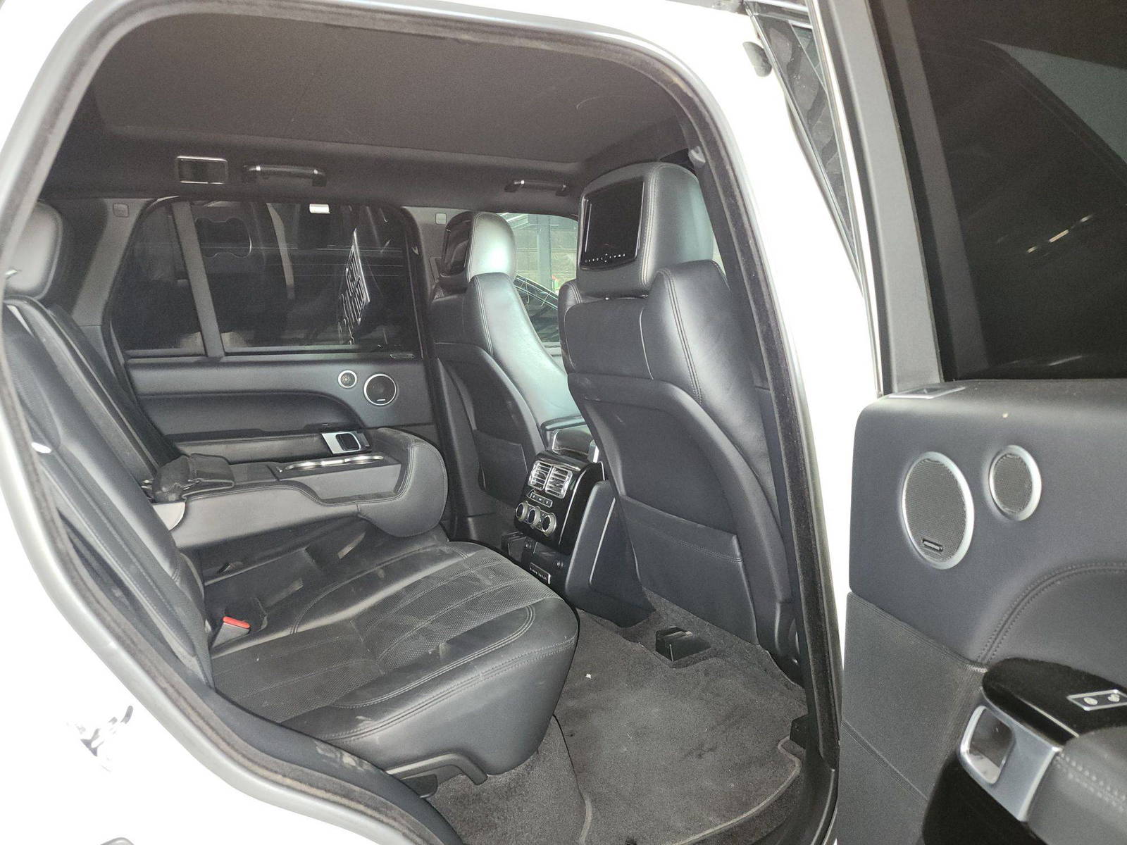 LAND ROVER RANGE ROVER 2016 - Marhaba Auction Used Cars - Image 7