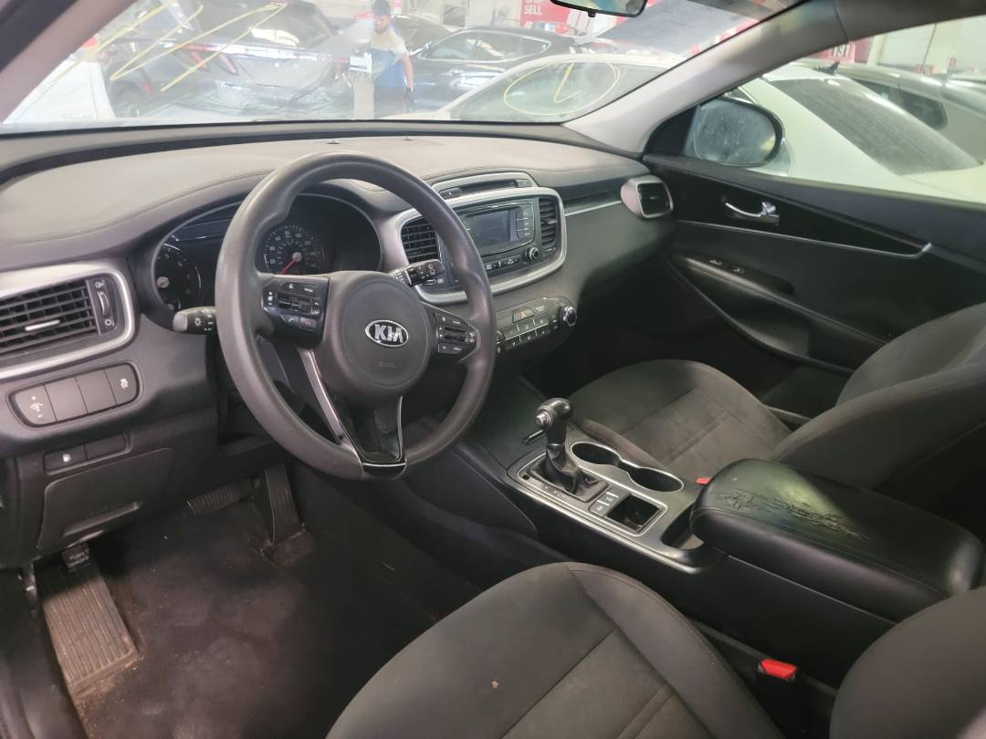 KIA SORENTO 2017 - Marhaba Auction Used Cars - Image 8