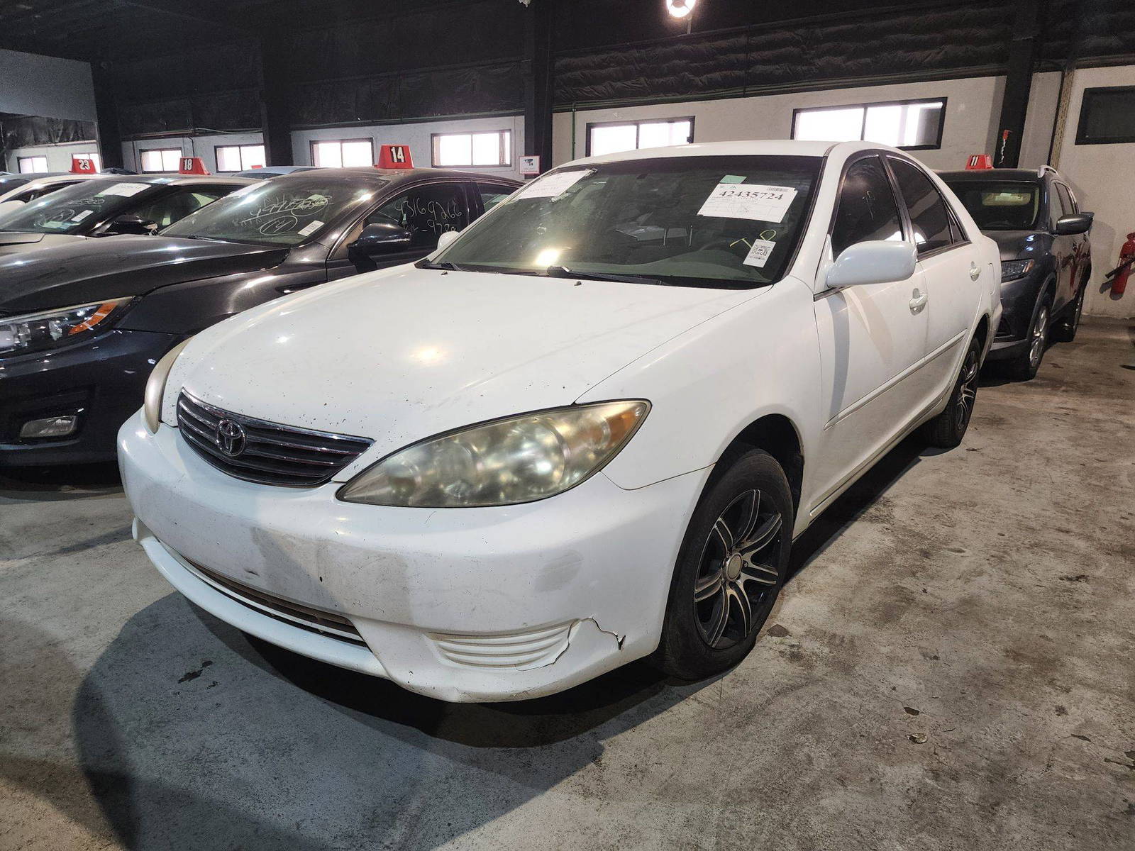 2005 TOYOTA CAMRY — 307701 Miles — Lot 42435724 — Al Quoz - Marhaba Auctions Used Cars - Image 3