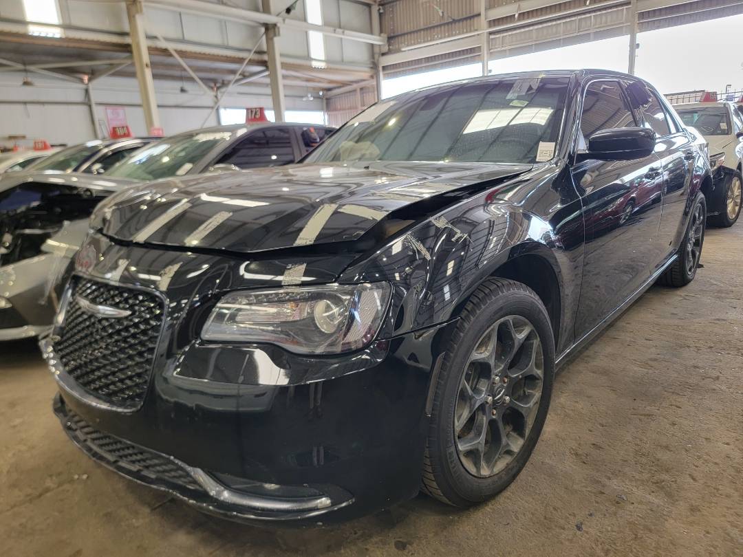 2019 CHRYSLER 300 — 95352 Miles — Lot 38246312 — Main - Marhaba Auctions Used Cars - Image 5