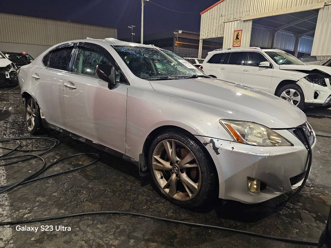 2007 LEXUS IS 250 — 159097 Miles — Lot 75041507 — Souq - Marhaba Auctions Used Cars - Image 5