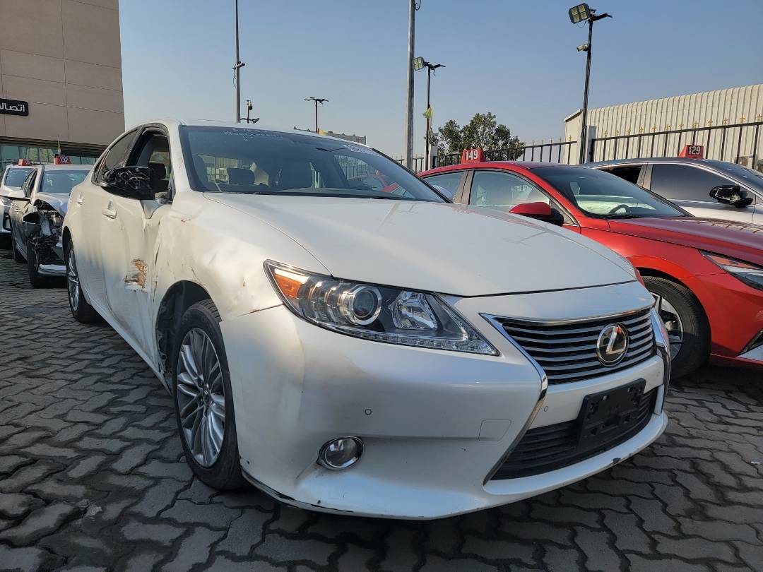 2014 LEXUS ES 350 — 73786 Miles — Lot 089834 — Main - Marhaba Auctions Used Cars - Image 4