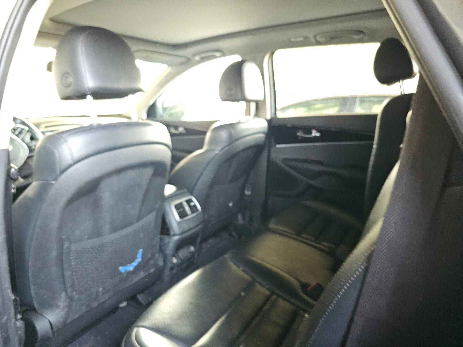 KIA SORENTO 2020 - Marhaba Auction Used Cars - Image 6