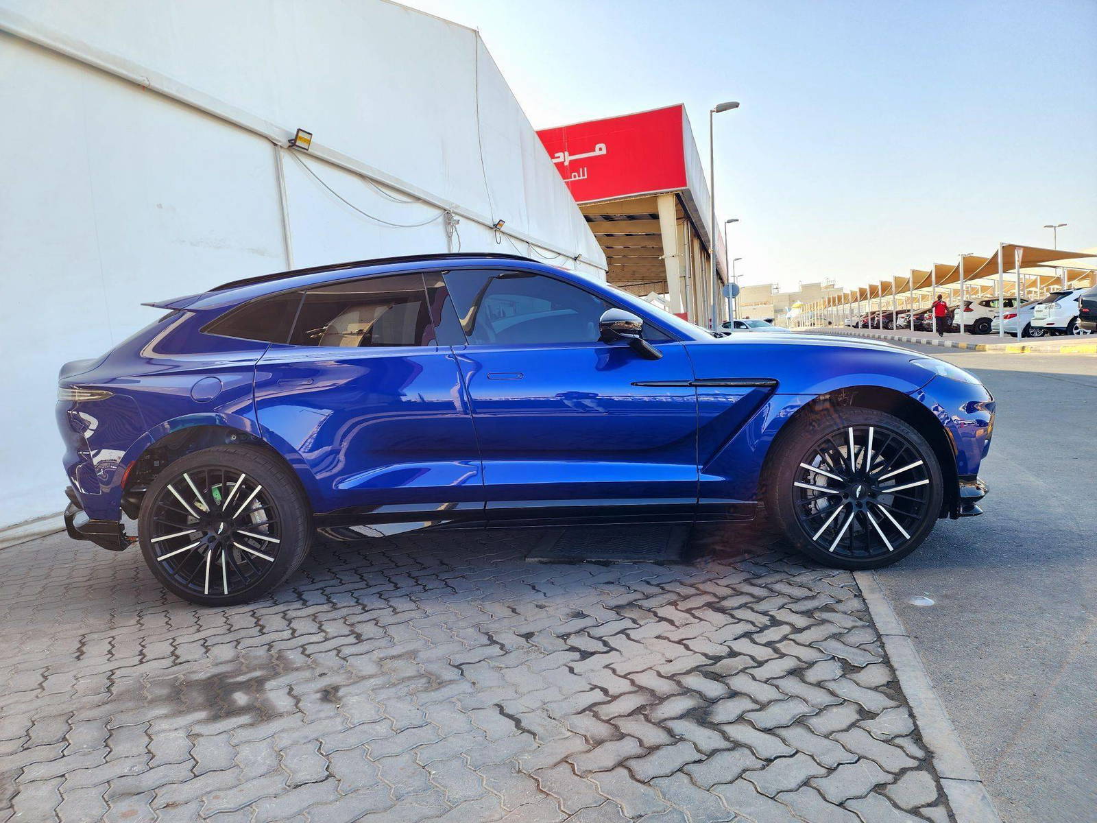 2023 ASTON MARTIN DBX 707 — 11836 KM — Lot 50630774 — Al Quoz - Marhaba Auctions Used Cars - Image 7