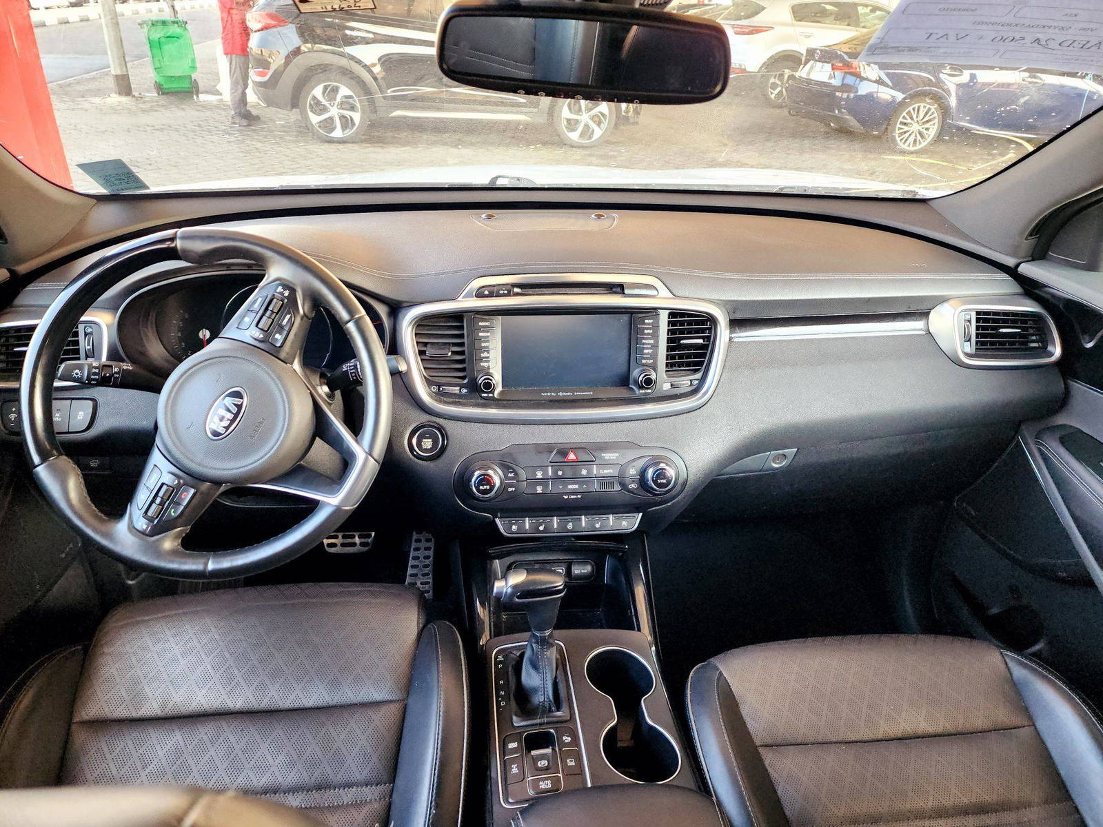 2018 KIA SORENTO — 116604 Miles — Lot 215487 — Souq - Marhaba Auctions Used Cars - Image 7