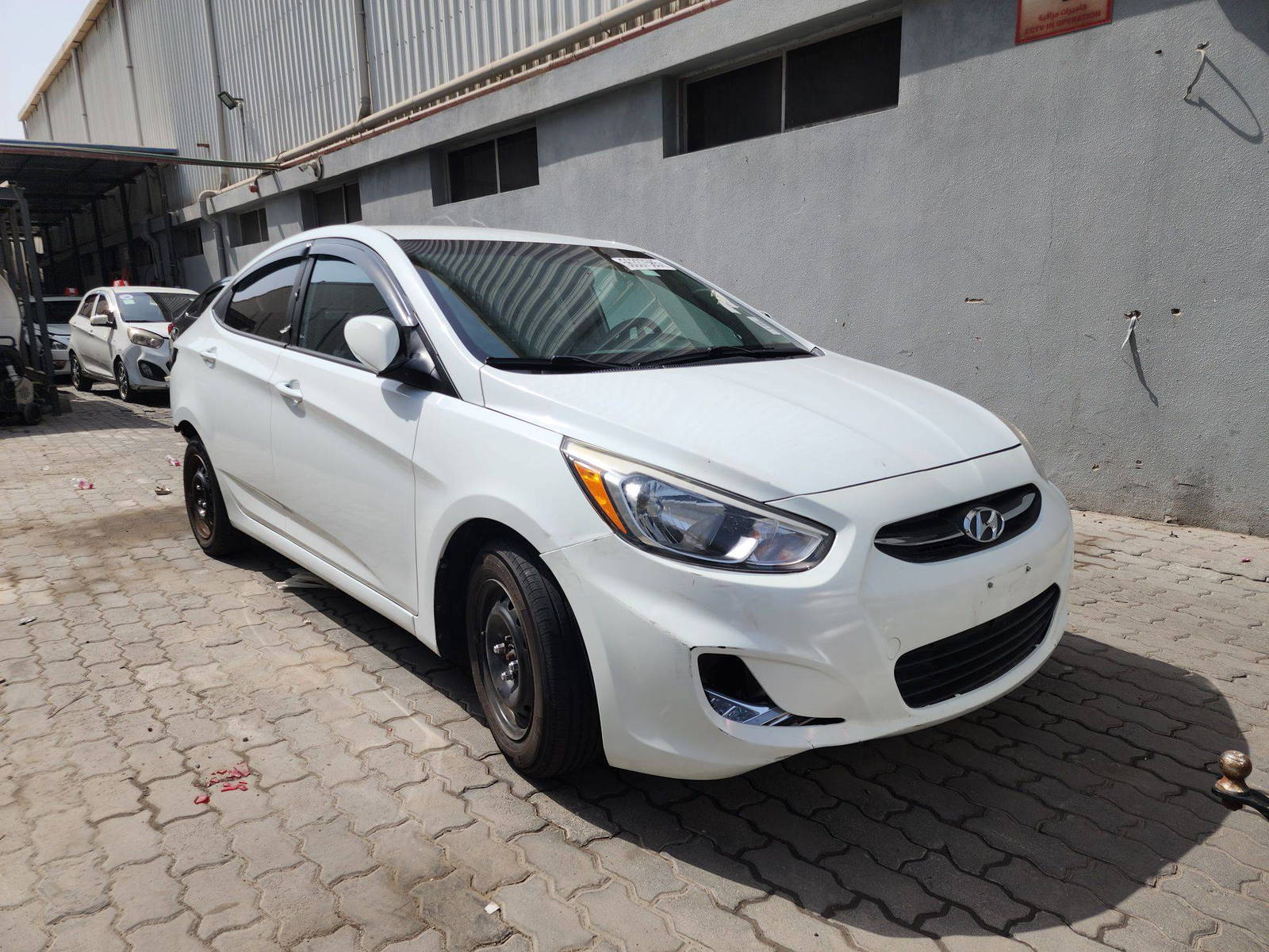 2016 HYUNDAI ACCENT — 140142 Miles — Lot 56337585 — Al Quoz - Marhaba Auctions Used Cars - Image 4