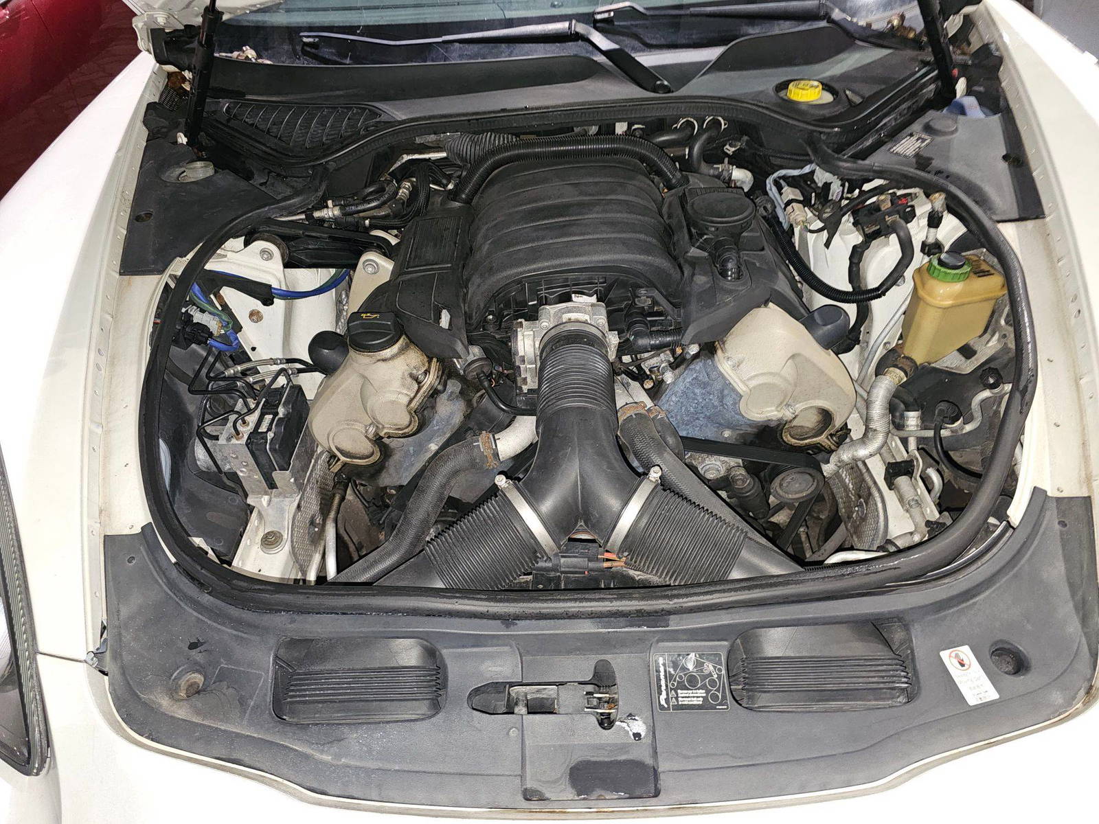 PORSCHE PANAMERA S 2012 - Marhaba Auction Used Cars - Image 12