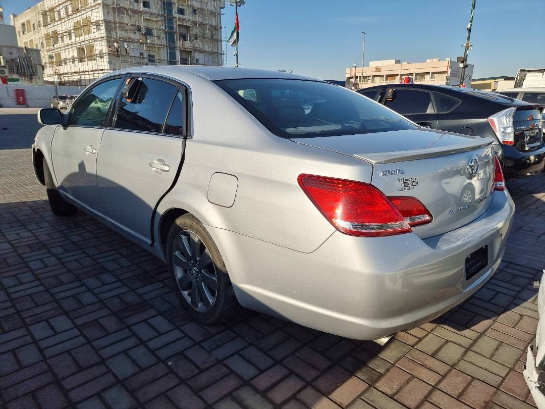 2006 TOYOTA AVALON — 238384 Miles — Lot 125487 — Main - Marhaba Auctions Used Cars - Image 5