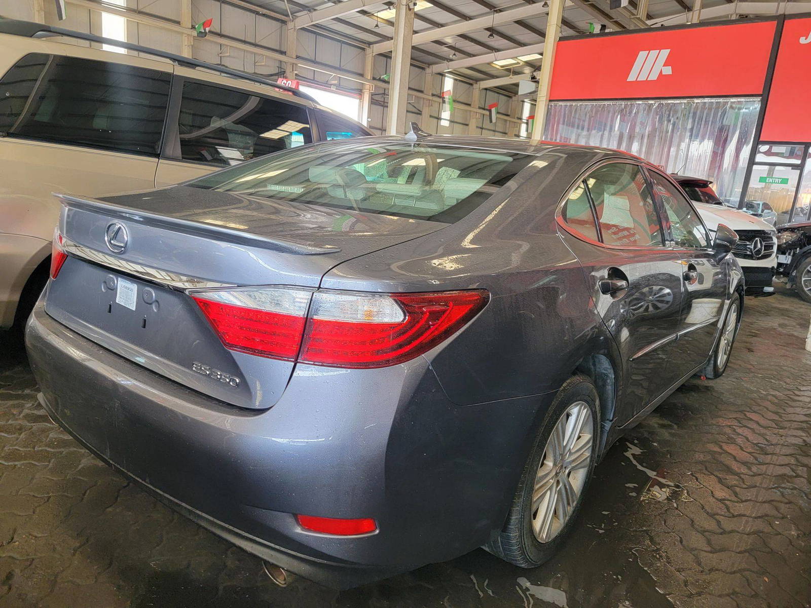 2014 LEXUS ES 350 — 165925 Miles — Lot 4E2131311 — Main - Marhaba Auctions Used Cars - Image 5