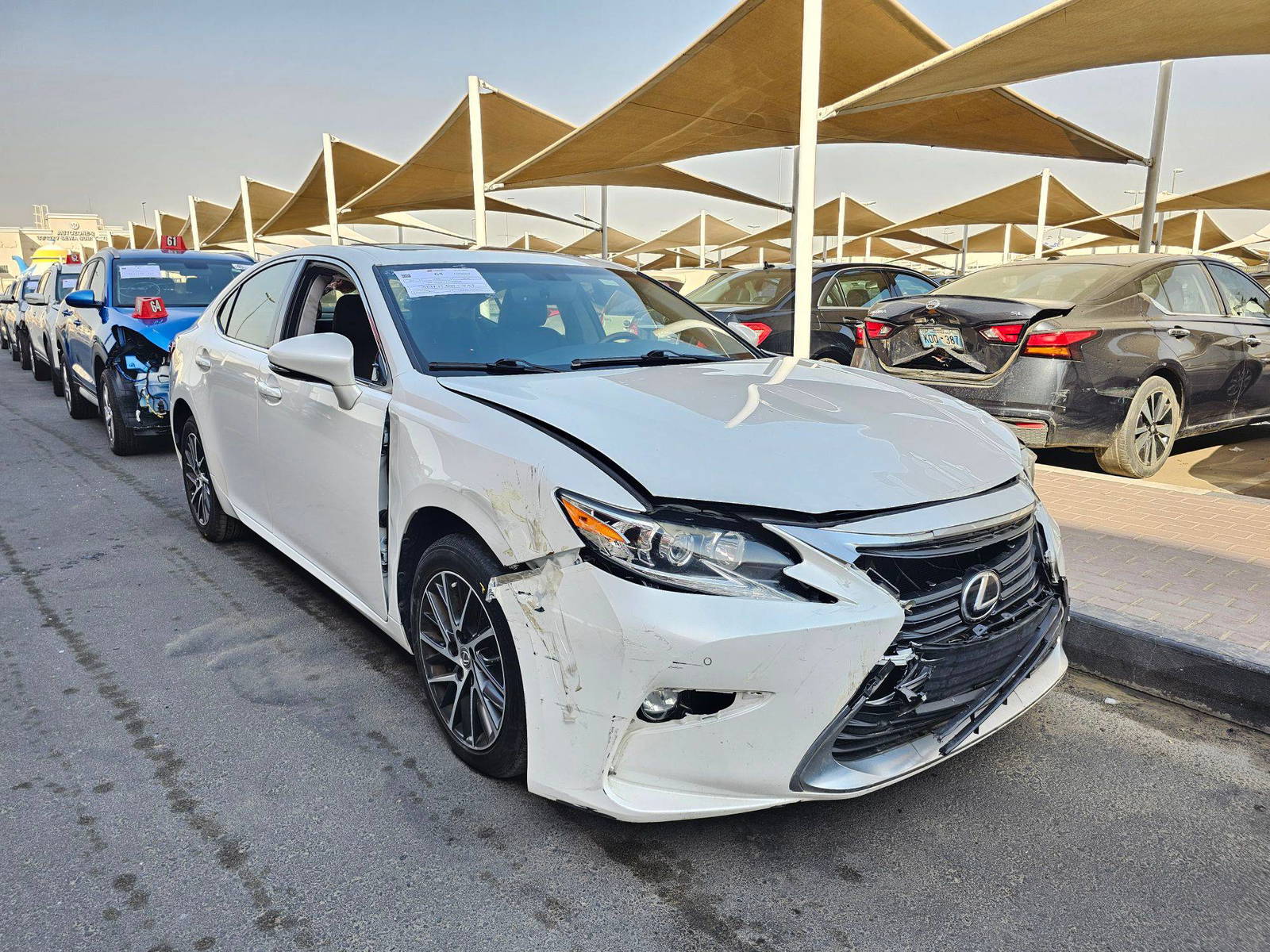 2016 LEXUS ES 350 — 110078 Miles — Lot 2229105 — Souq - Marhaba Auctions Used Cars - Image 5