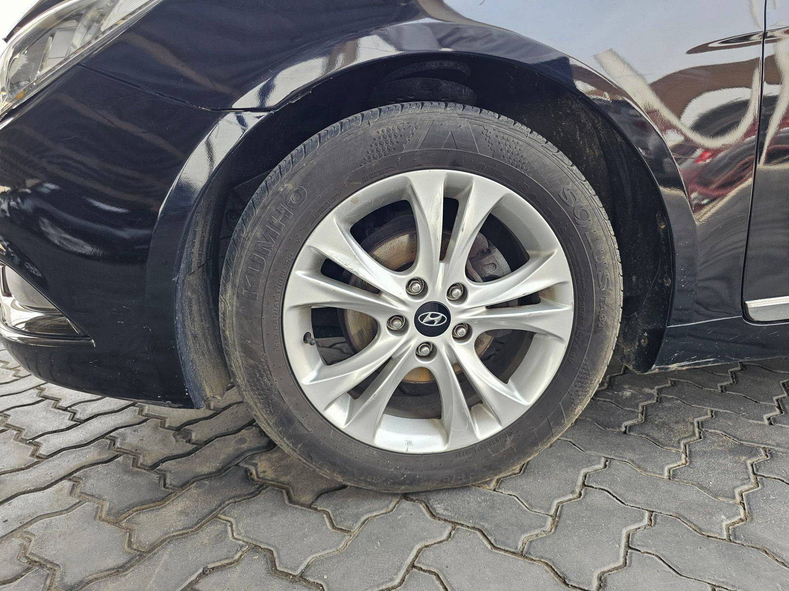 2010 HYUNDAI SONATA — 136985 KM — Lot 001179 — Souq - Marhaba Auctions Used Cars - Image 10