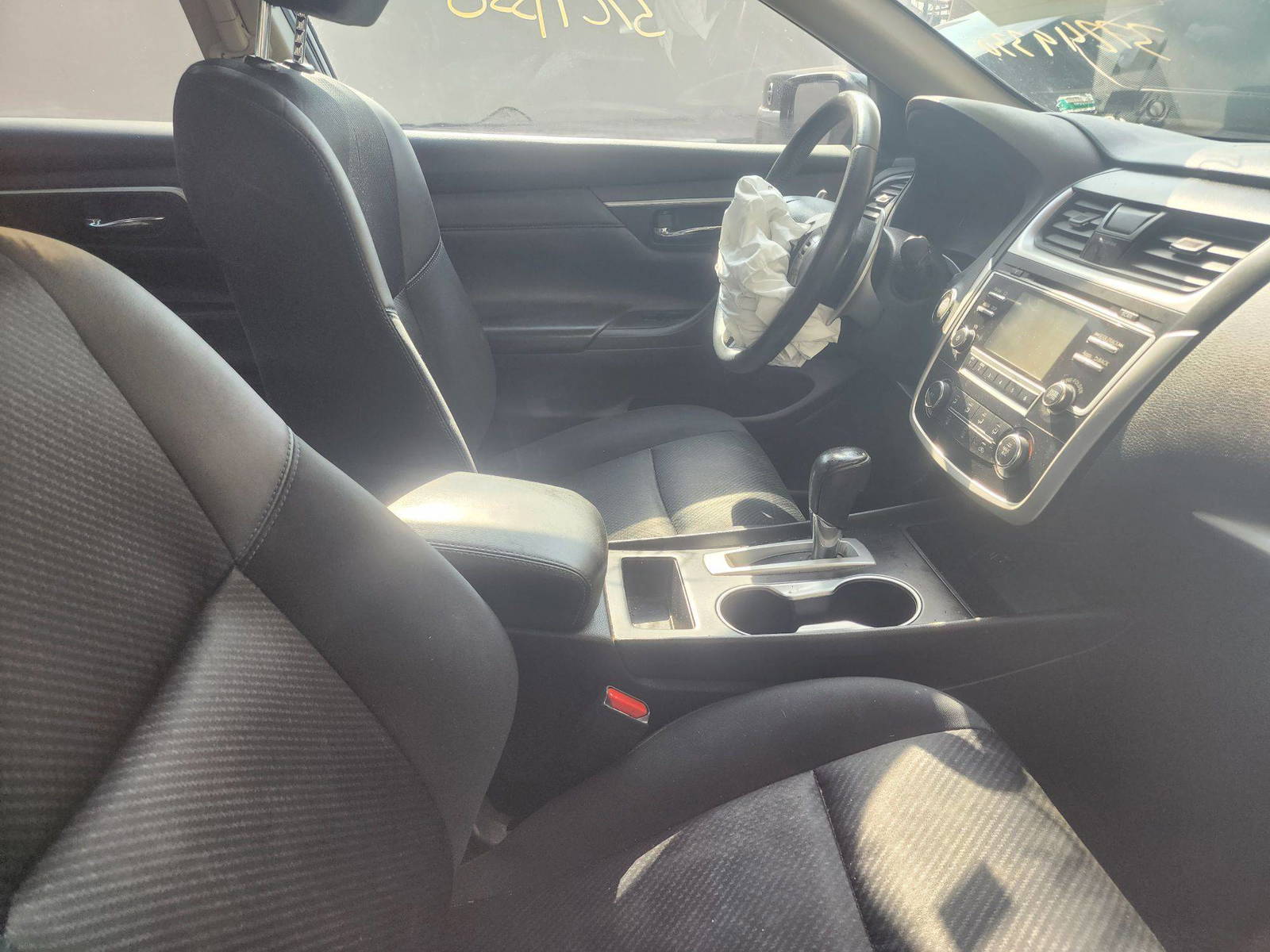 2016 NISSAN ALTIMA — 160920 Miles — Lot 37249330 - Marhaba Auctions Used Cars - Image 8
