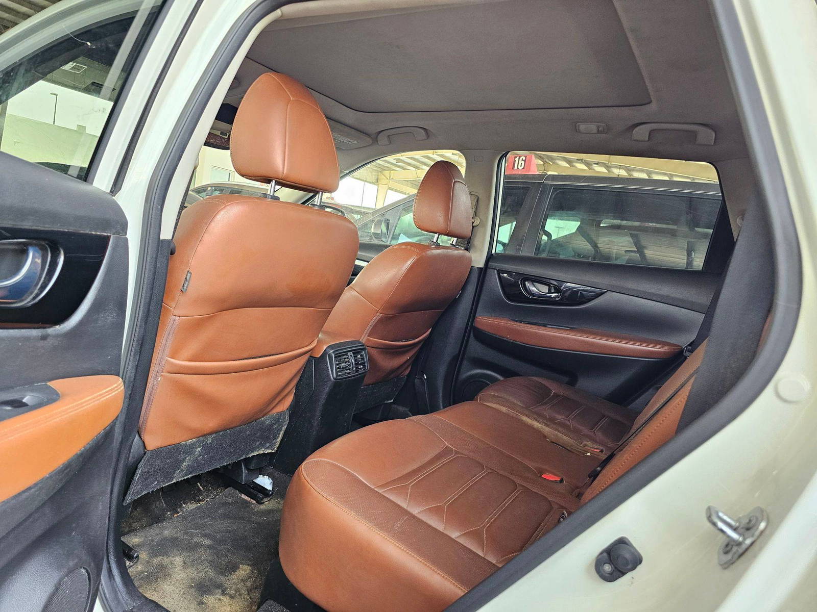 NISSAN ROGUE 2017 - Marhaba Auction Used Cars - Image 6