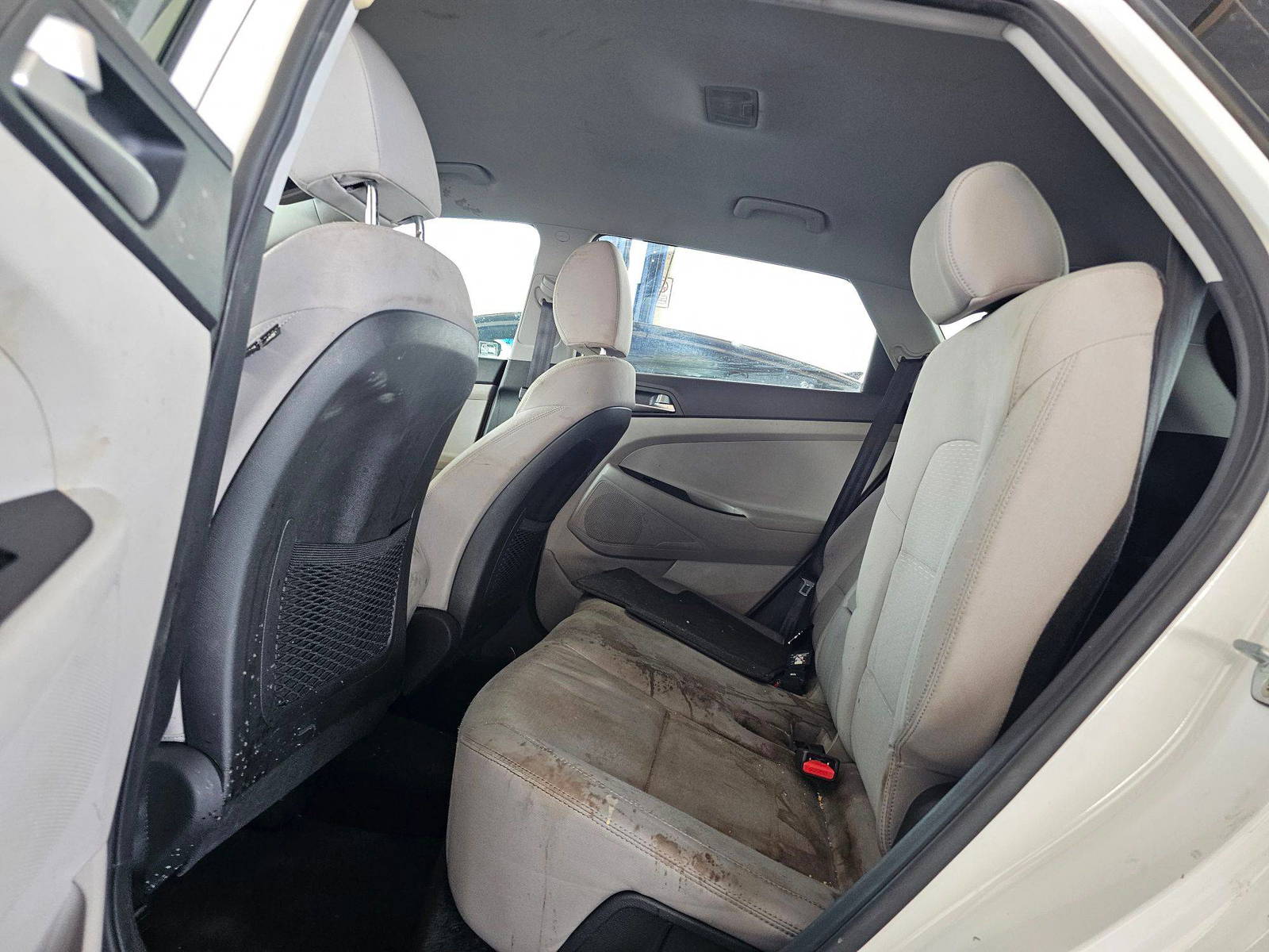 2020 HYUNDAI TUCSON — 70789 Miles — Lot 3A42LU115046 — Souq - Marhaba Auctions Used Cars - Image 6