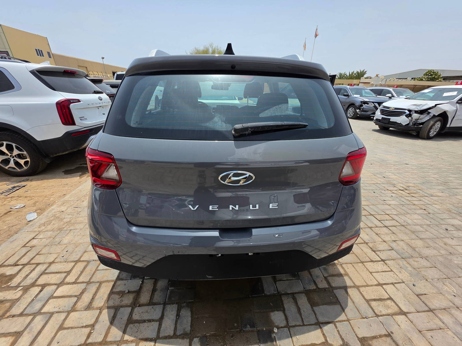 2020 HYUNDAI VENUE SEL — 130831 Miles — Lot 049052 - Marhaba Auctions Used Cars - Image 17