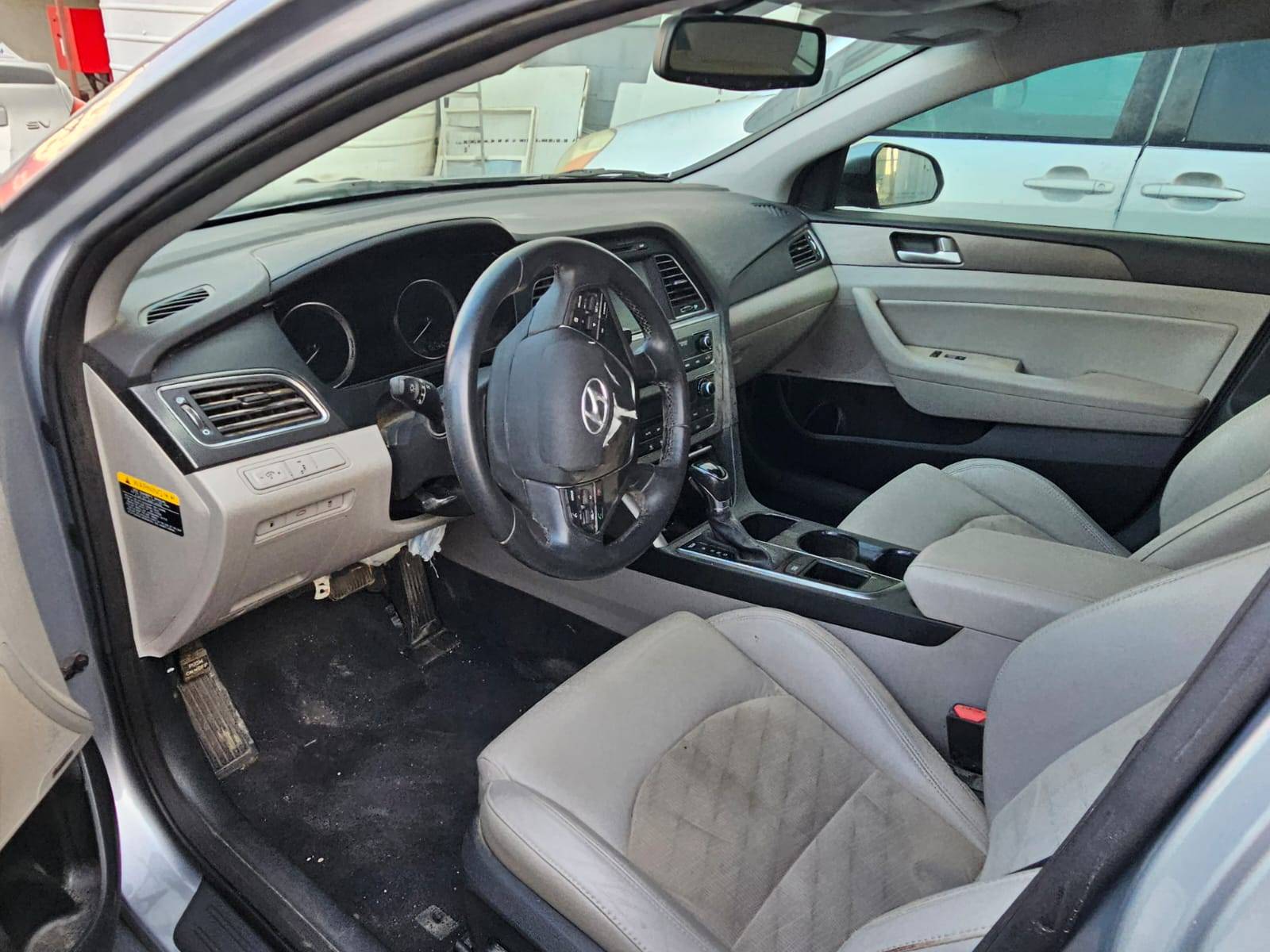 2015 HYUNDAI SONATA SPORT — 198599 Miles — Lot 97141445 — Main - Marhaba Auctions Used Cars - Image 8