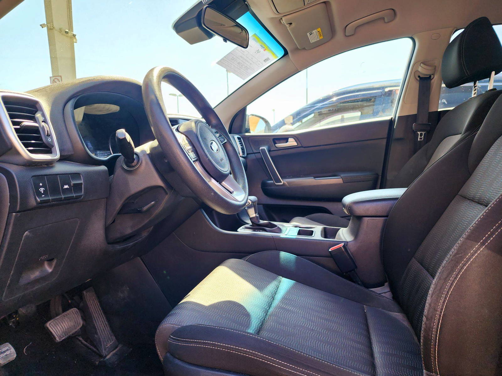 2020 KIA SPORTAGE — 59951 Miles — Lot CXL7759456 — Souq - Marhaba Auctions Used Cars - Image 8