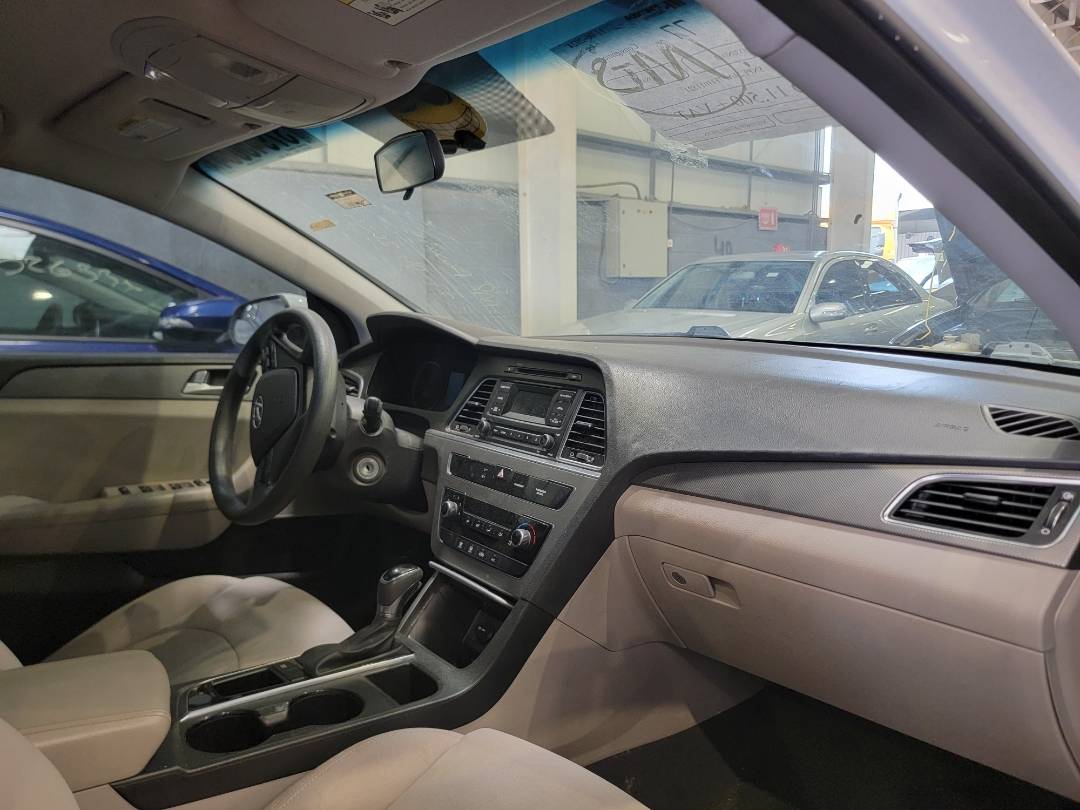 2015 HYUNDAI SONATA — 171665 Miles — Lot H011521 — Main - Marhaba Auctions Used Cars - Image 6