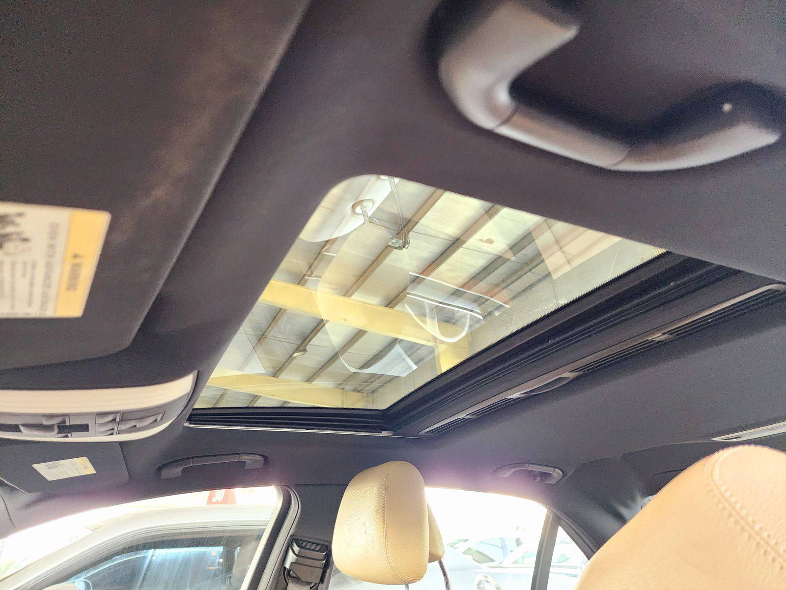 MERCEDES BENZ E 350 2011 - Marhaba Auction Used Cars - Image 8