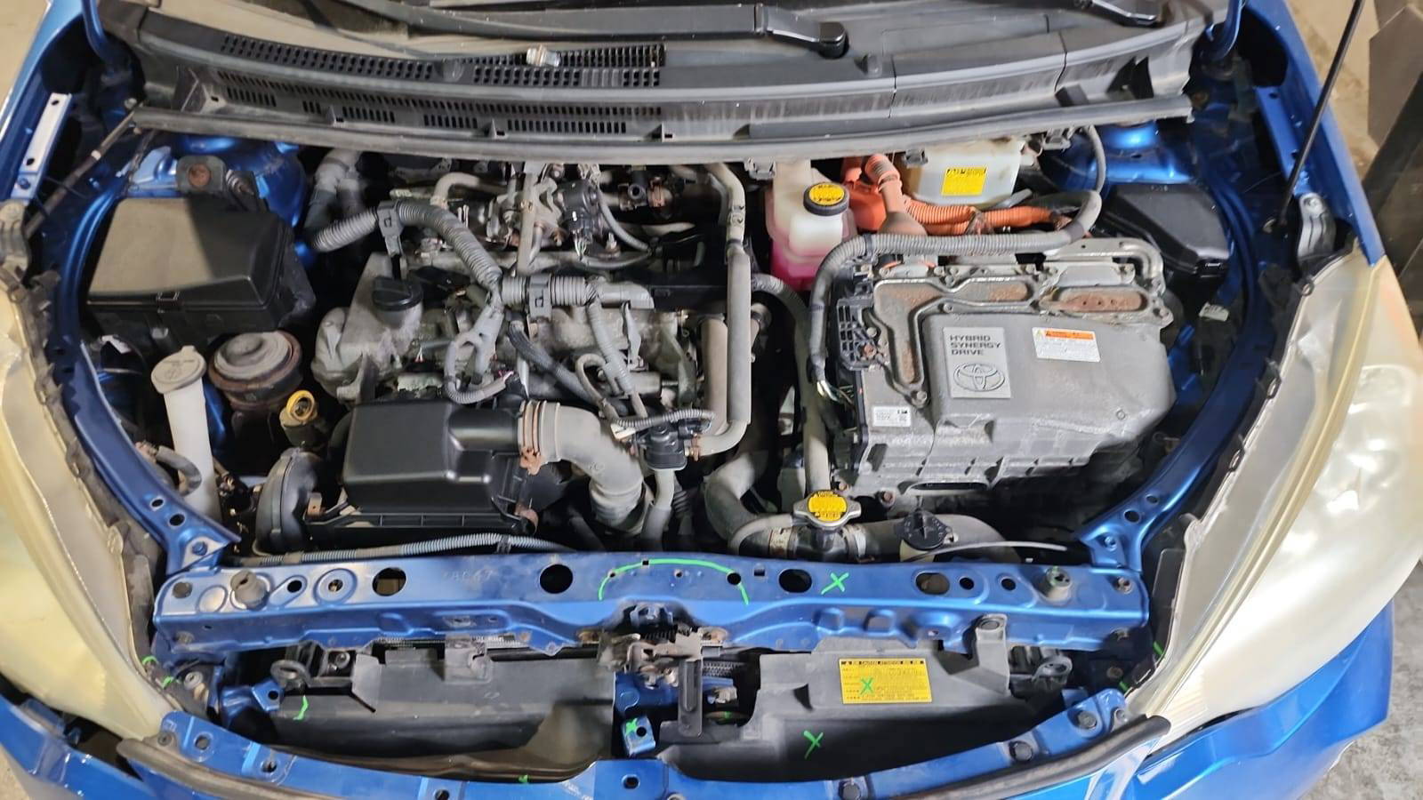 TOYOTA PRIUS C 2012 - Marhaba Auction Used Cars - Image 12