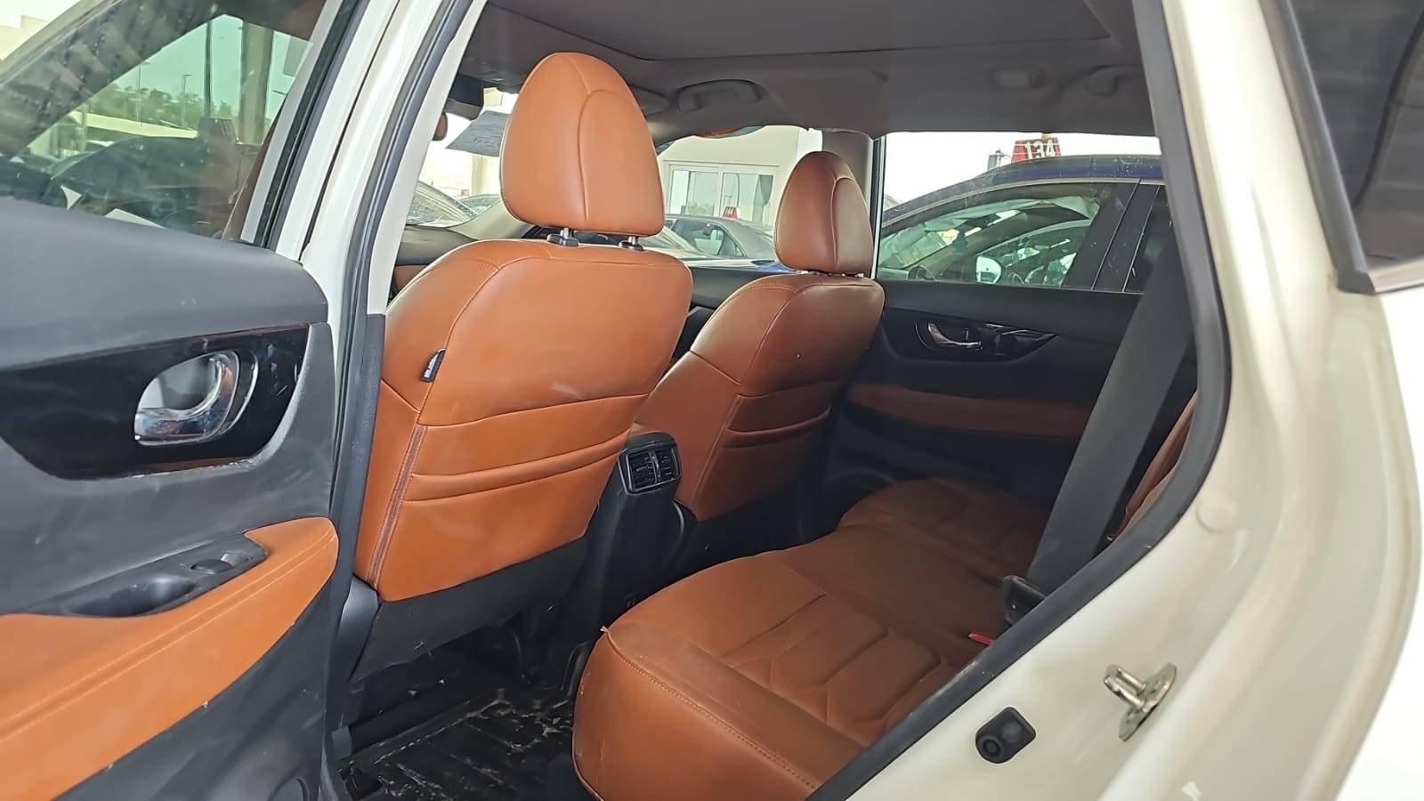 NISSAN ROGUE 2019 - Marhaba Auction Used Cars - Image 8