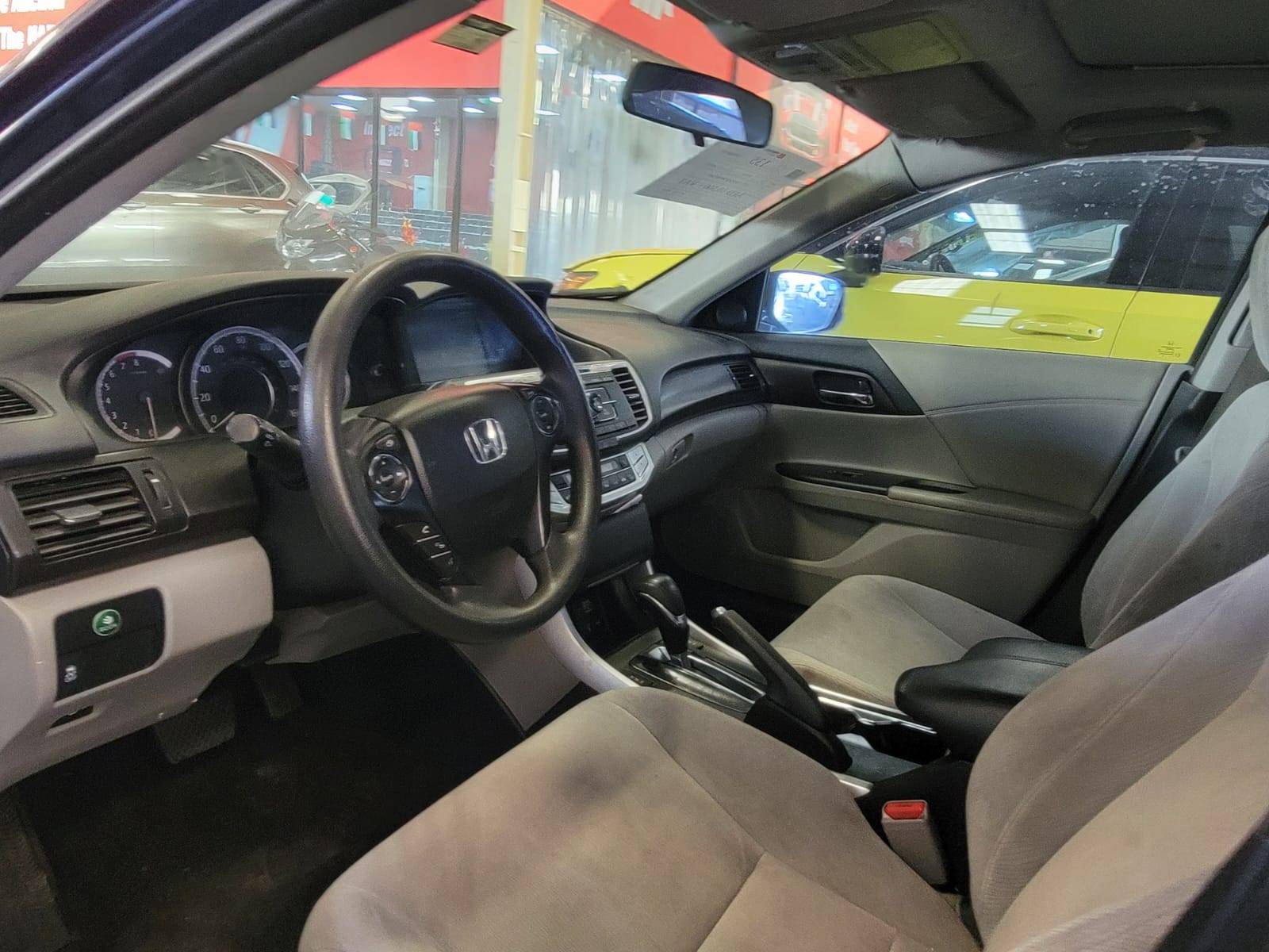 2015 HONDA ACCORD — 153263 Miles — Lot A073652 — Main - Marhaba Auctions Used Cars - Image 8