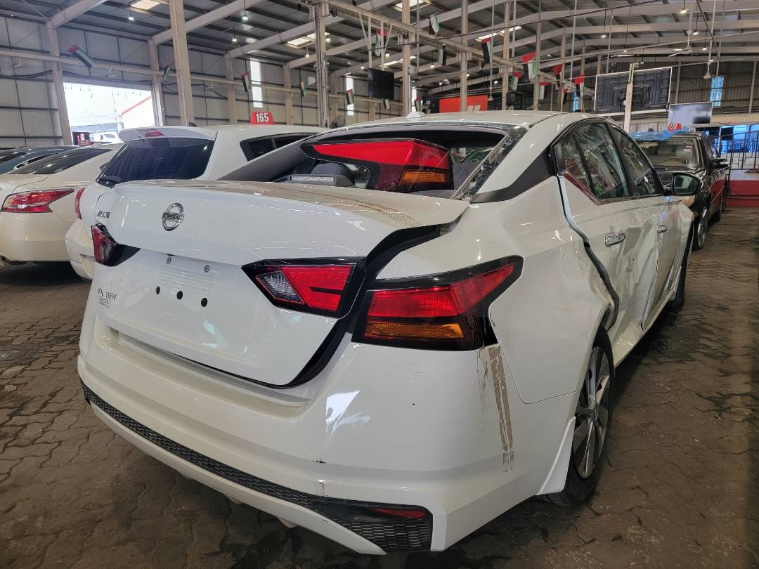 2019 NISSAN ALTIMA — 182763 Miles — Lot 9KC216467 — Main - Marhaba Auctions Used Cars - Image 3