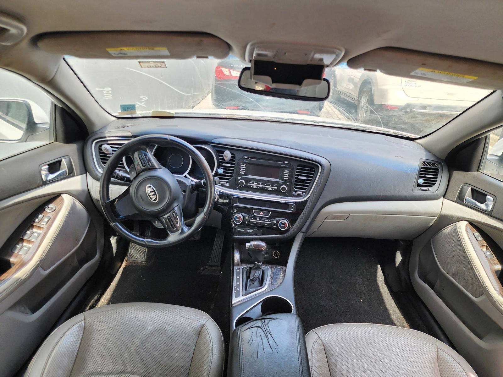 2014 KIA OPTIMA — 170505 Miles — Lot 350970 — Al Quoz - Marhaba Auctions Used Cars - Image 8