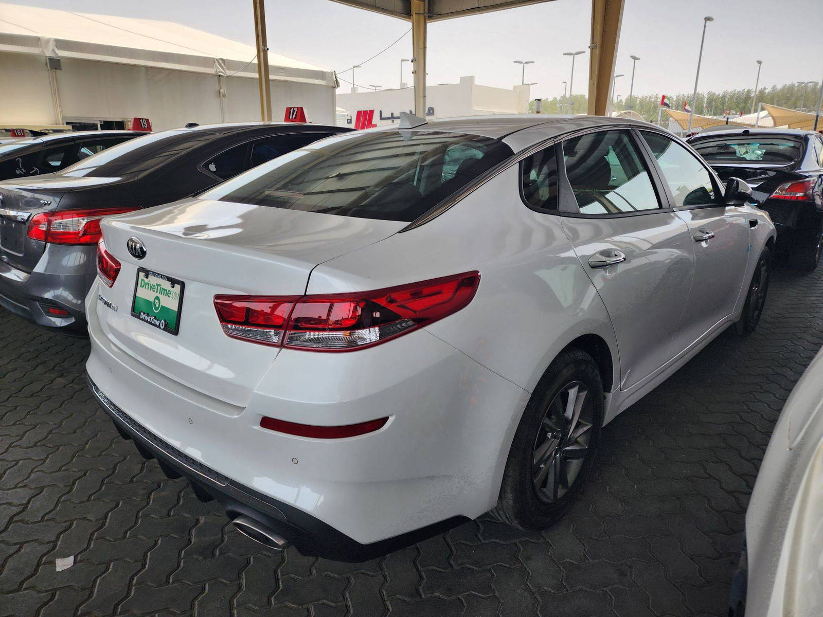 2019 KIA OPTIMA — 93649 Miles — Lot 12526 — Main - Marhaba Auctions Used Cars - Image 4