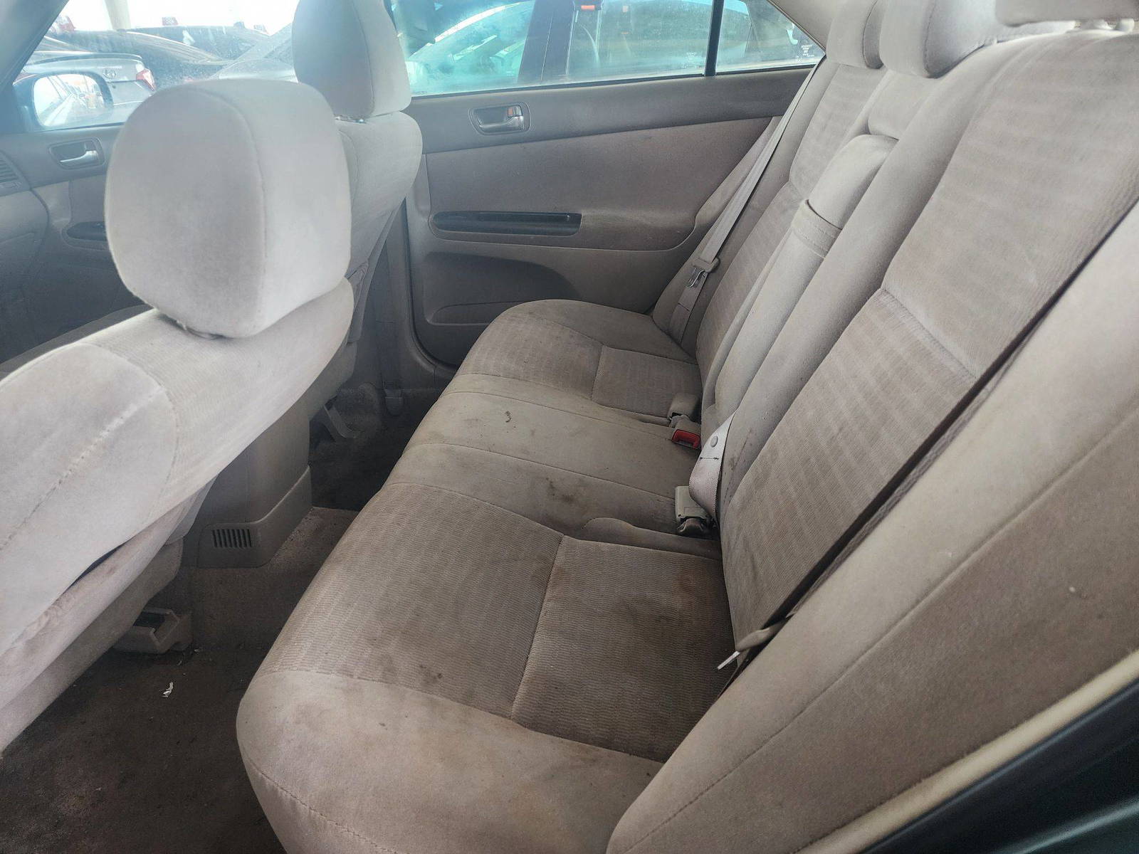 2006 TOYOTA CAMRY — 276611 Miles — Lot 38535525 — Souq - Marhaba Auctions Used Cars - Image 9