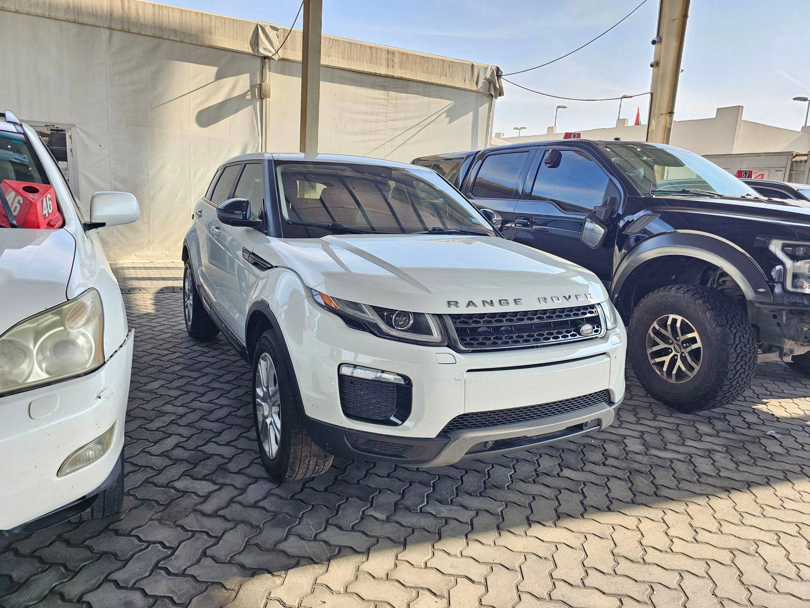 2016 LAND ROVER RANGE ROVER EVOQUE SE — 118346 Miles — Lot GH150927 — Souq - Marhaba Auctions Used Cars - Image 5
