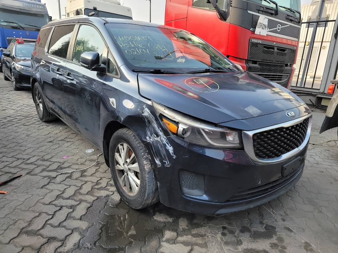 2015 KIA SEDONA — 194423 Miles — Lot F6037547 — Main - Marhaba Auctions Used Cars - Image 6