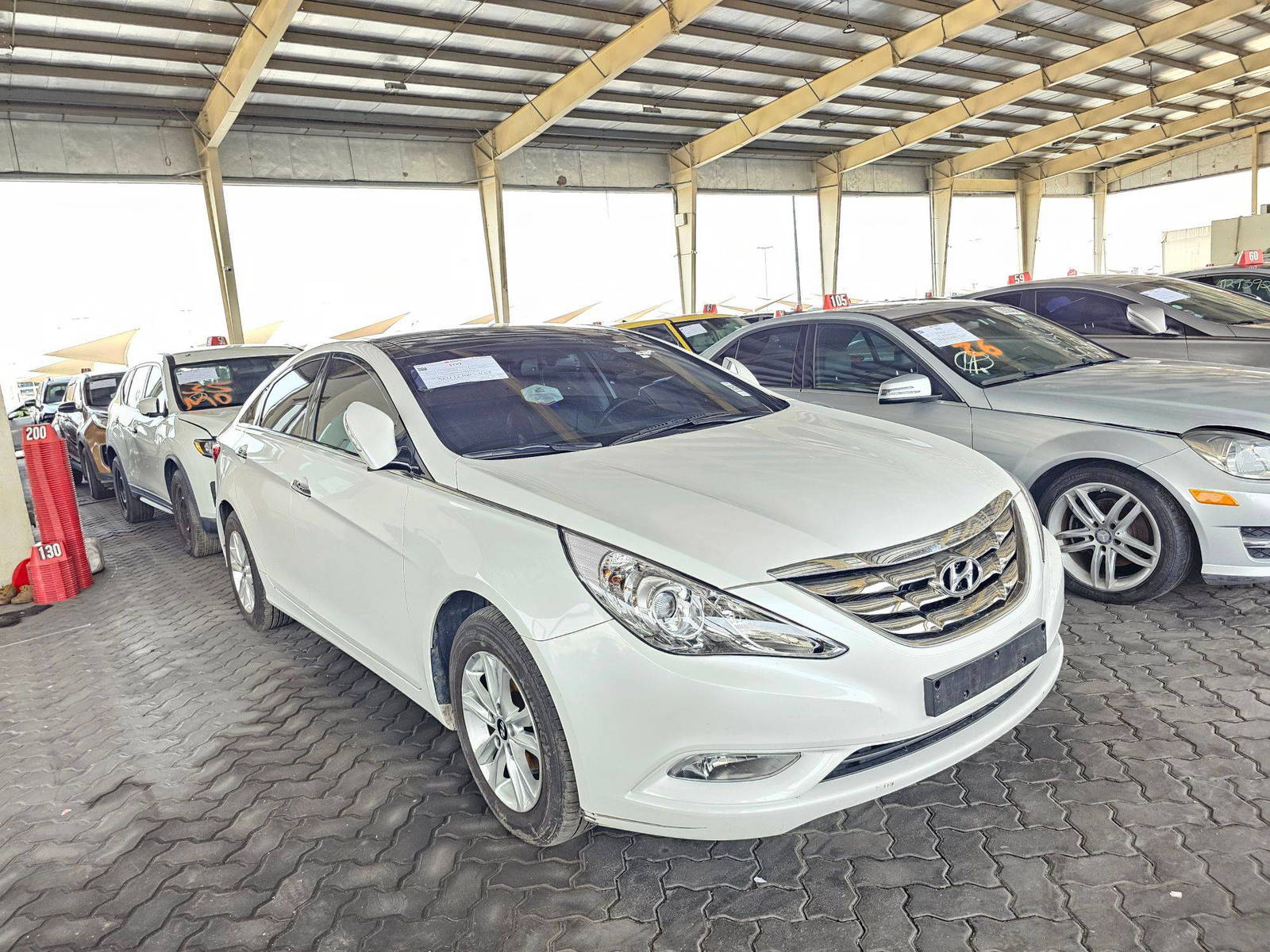 2011 HYUNDAI SONATA — 96446 KM — Lot 236326 — Souq - Marhaba Auctions Used Cars - Image 4