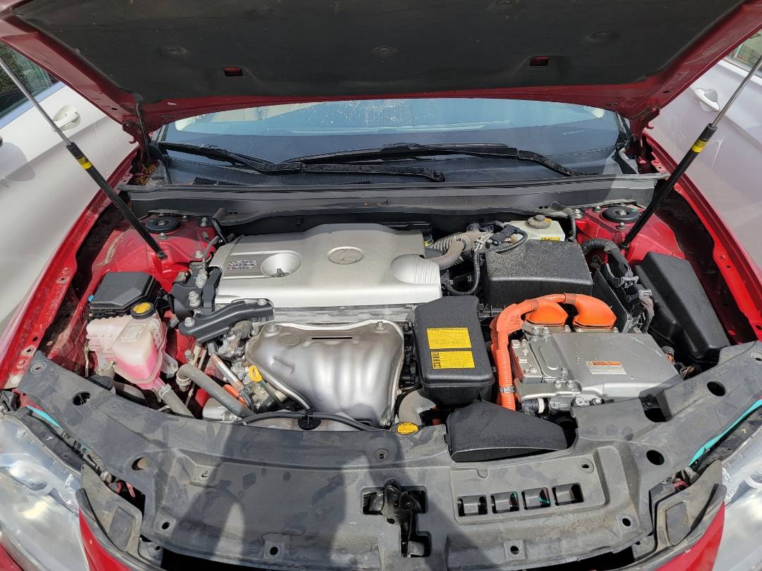 2013 LEXUS ES 300H — 119907 Miles — Lot 8D2034373 — Souq - Marhaba Auctions Used Cars - Image 8
