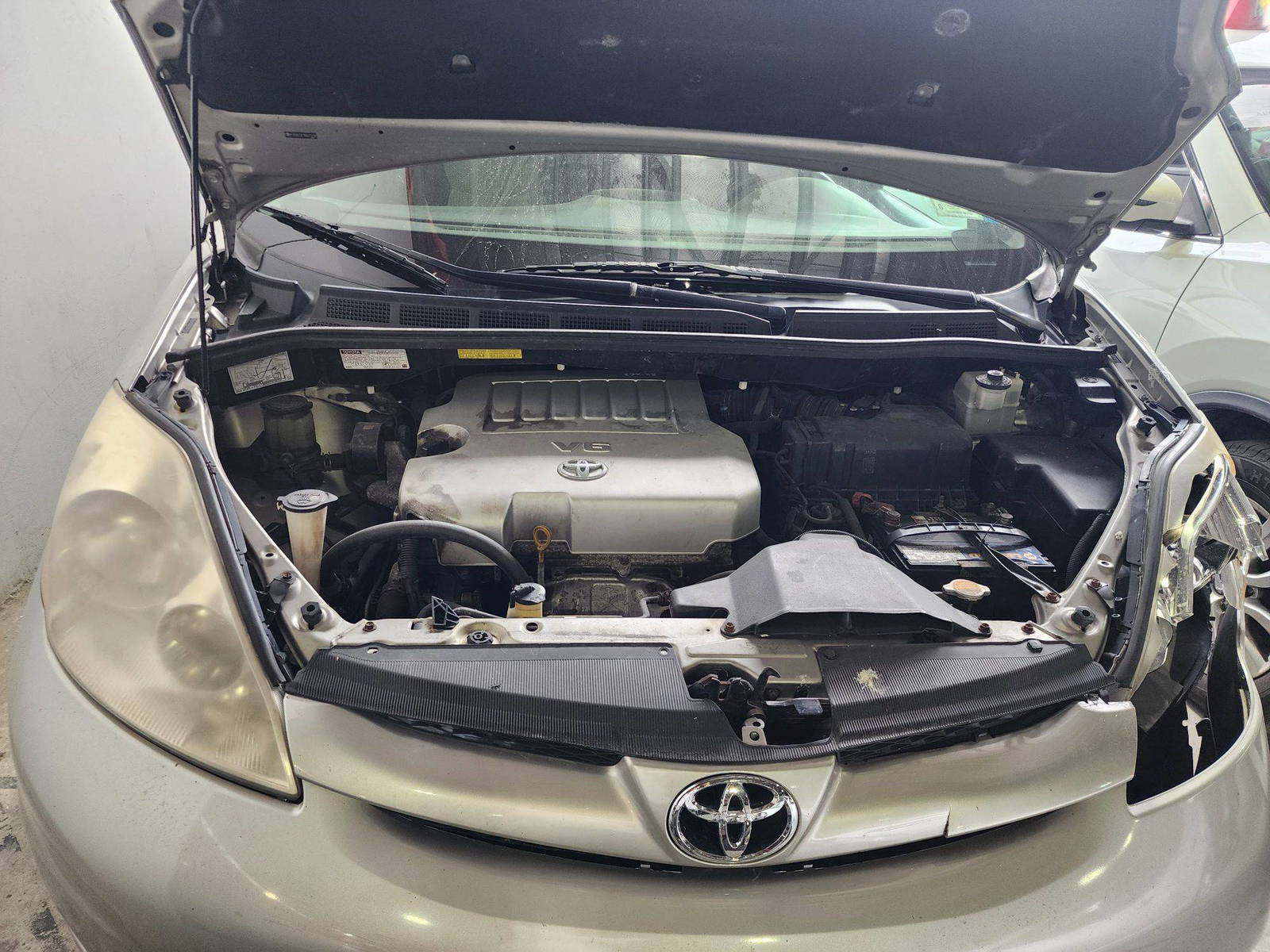 TOYOTA SIENNA 2009 - Marhaba Auction Used Cars - Image 11