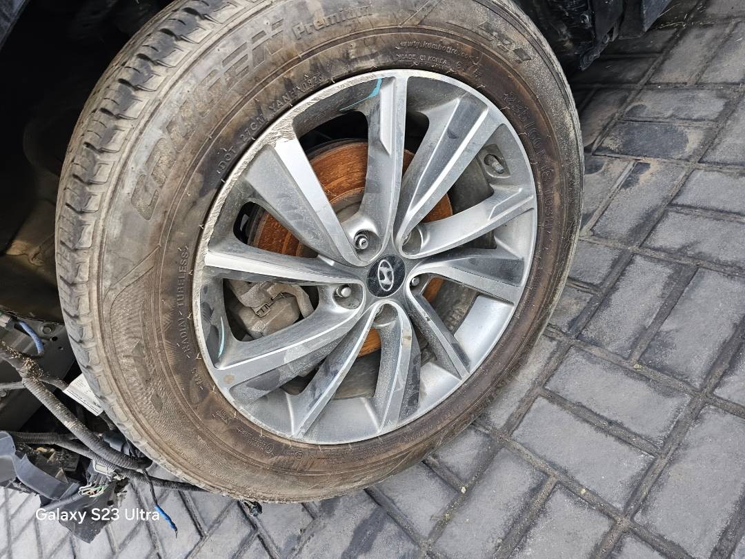 2019 HYUNDAI SANTA FE — 141057 Miles — Lot H034533 — Main - Marhaba Auctions Used Cars - Image 6