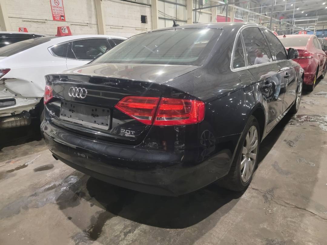 2009 AUDI A4 — 120590 KM — Lot N066657 — UMM RAMOOL - Marhaba Auctions Used Cars - Image 5