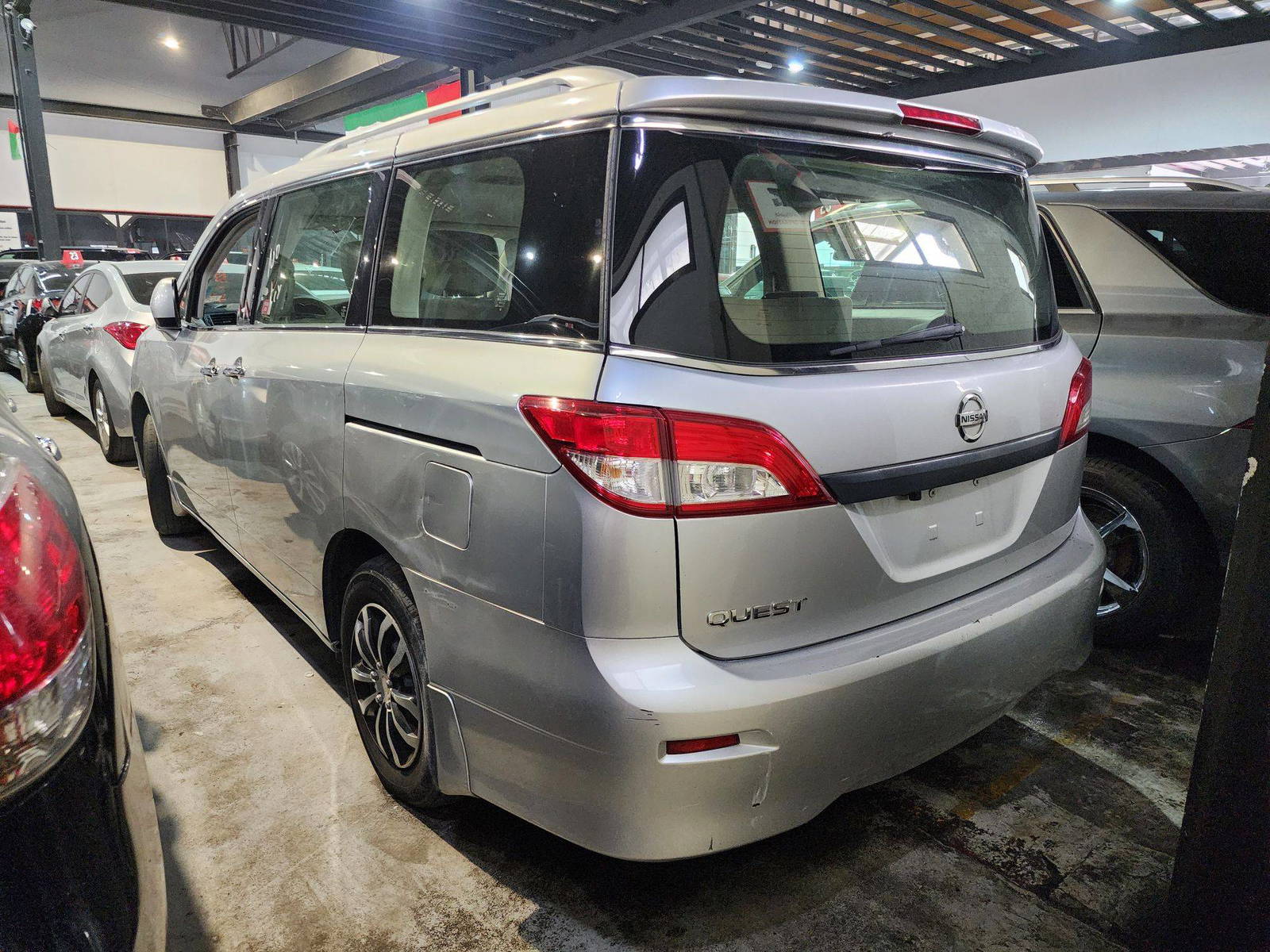 2014 NISSAN QUEST — 170553 Miles — Lot 9104684 — Al Quoz - Marhaba Auctions Used Cars - Image 5