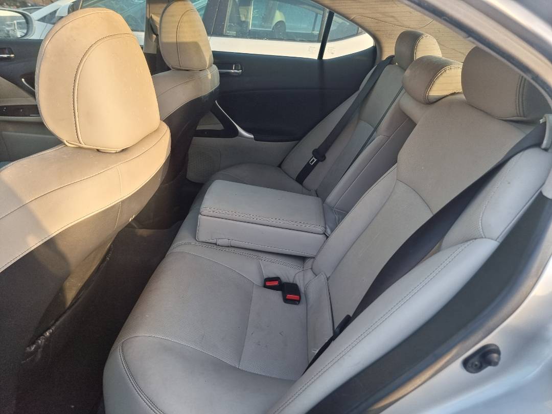 2009 LEXUS IS 250 — 232369 Miles — Lot 5091932 — Ind. 12 - Marhaba Auctions Used Cars - Image 6