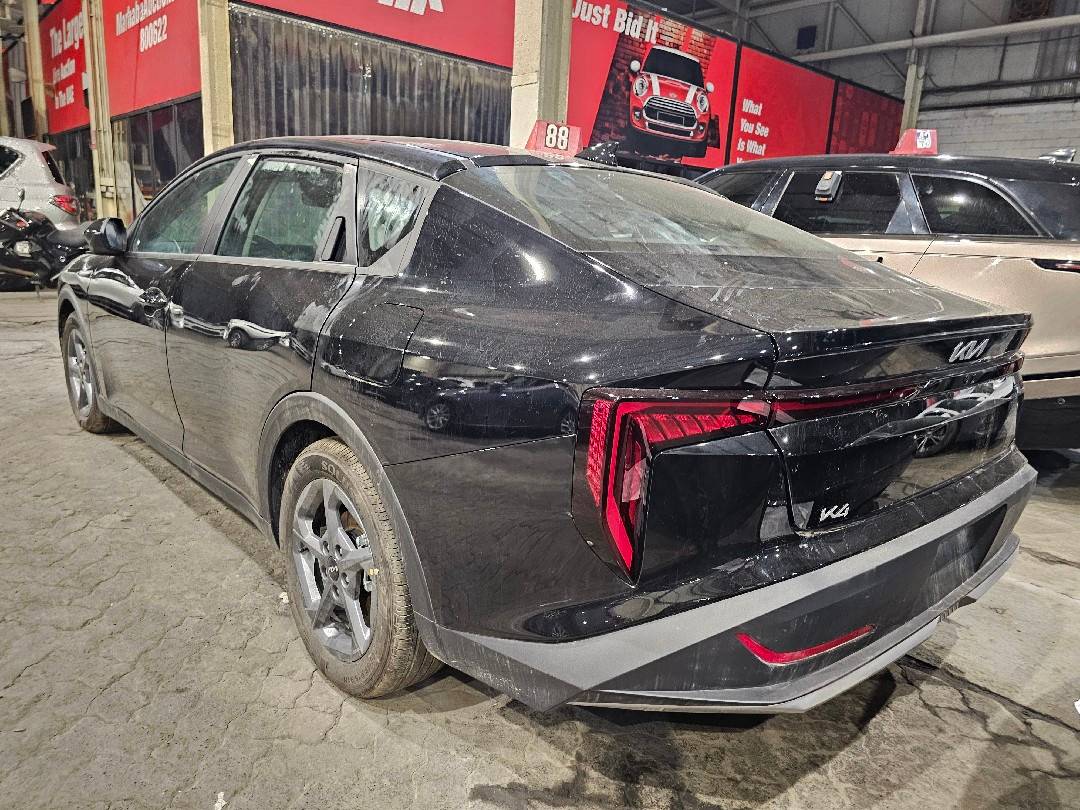 KIA K4